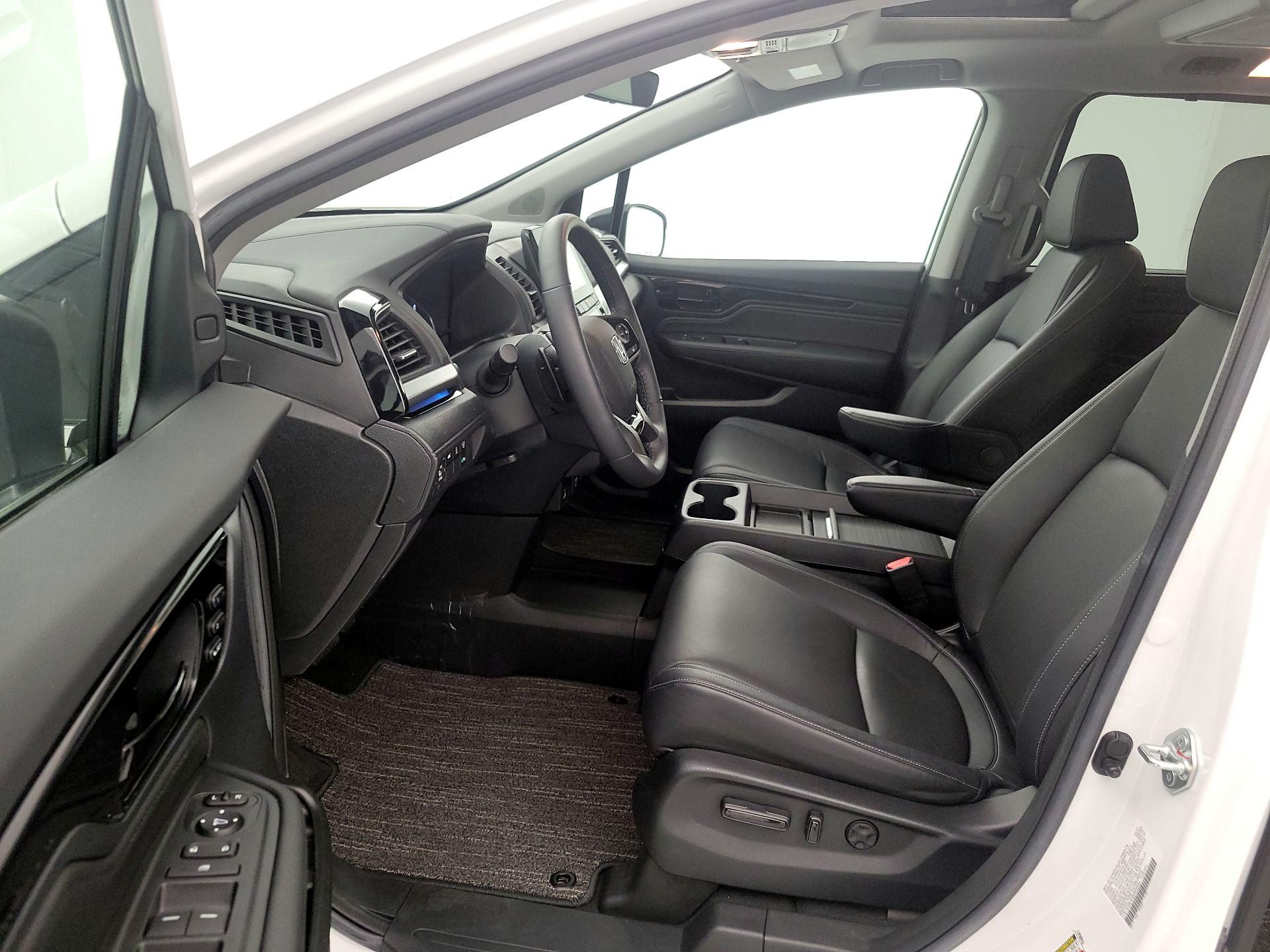 Thumbnail: 2023 Honda Odyssey - 11