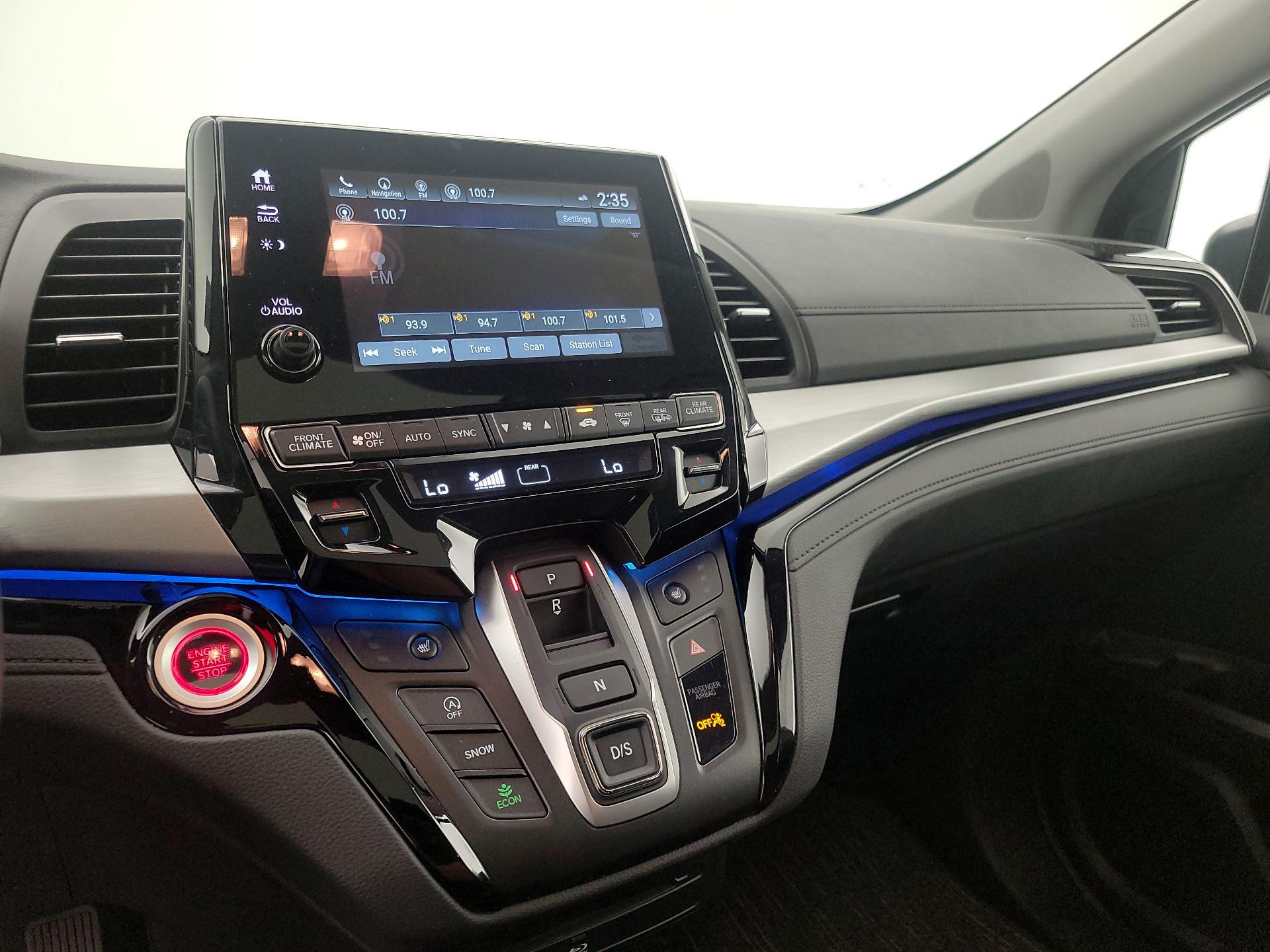 Thumbnail: 2023 Honda Odyssey - 16