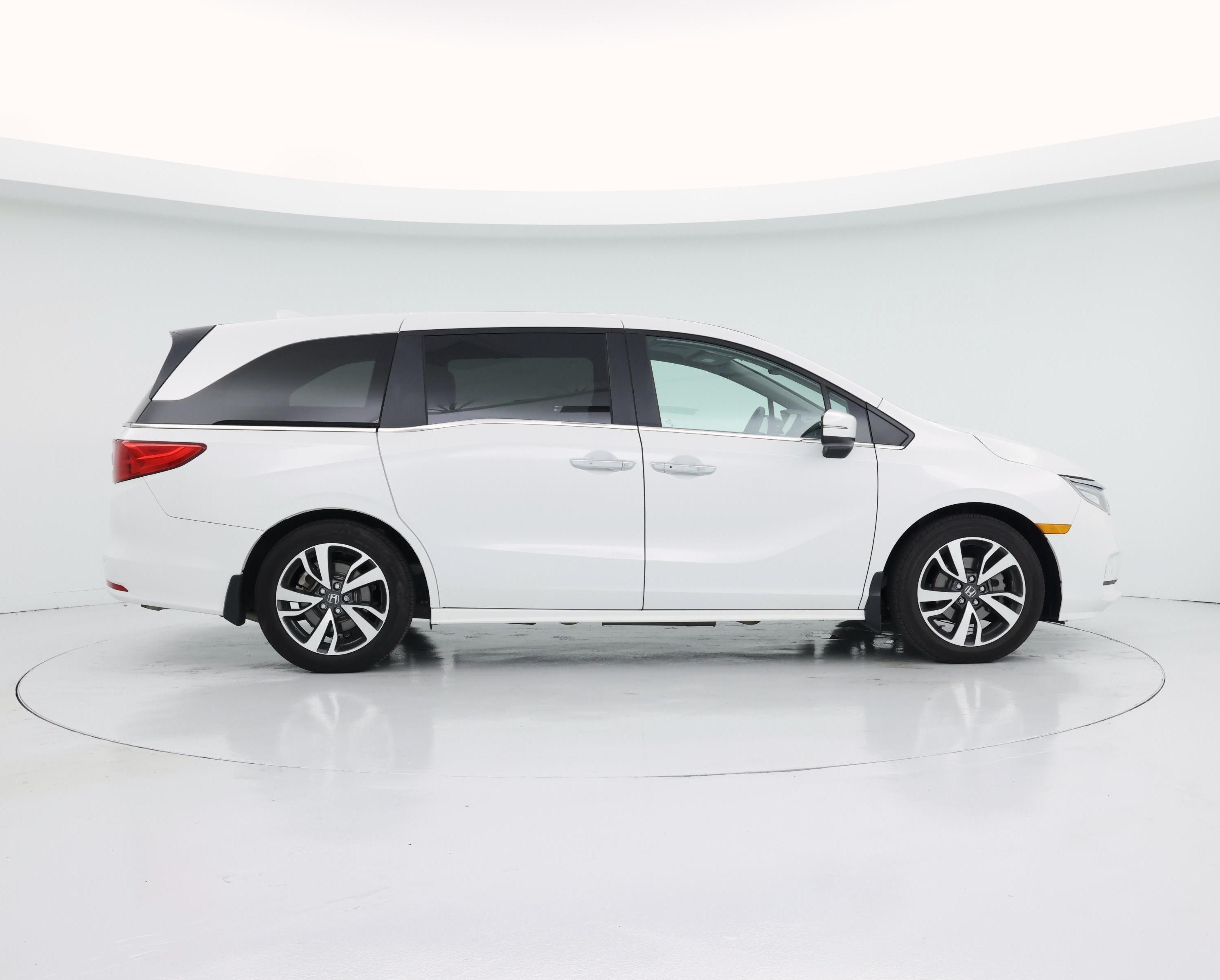 Thumbnail: 2023 Honda Odyssey - 7