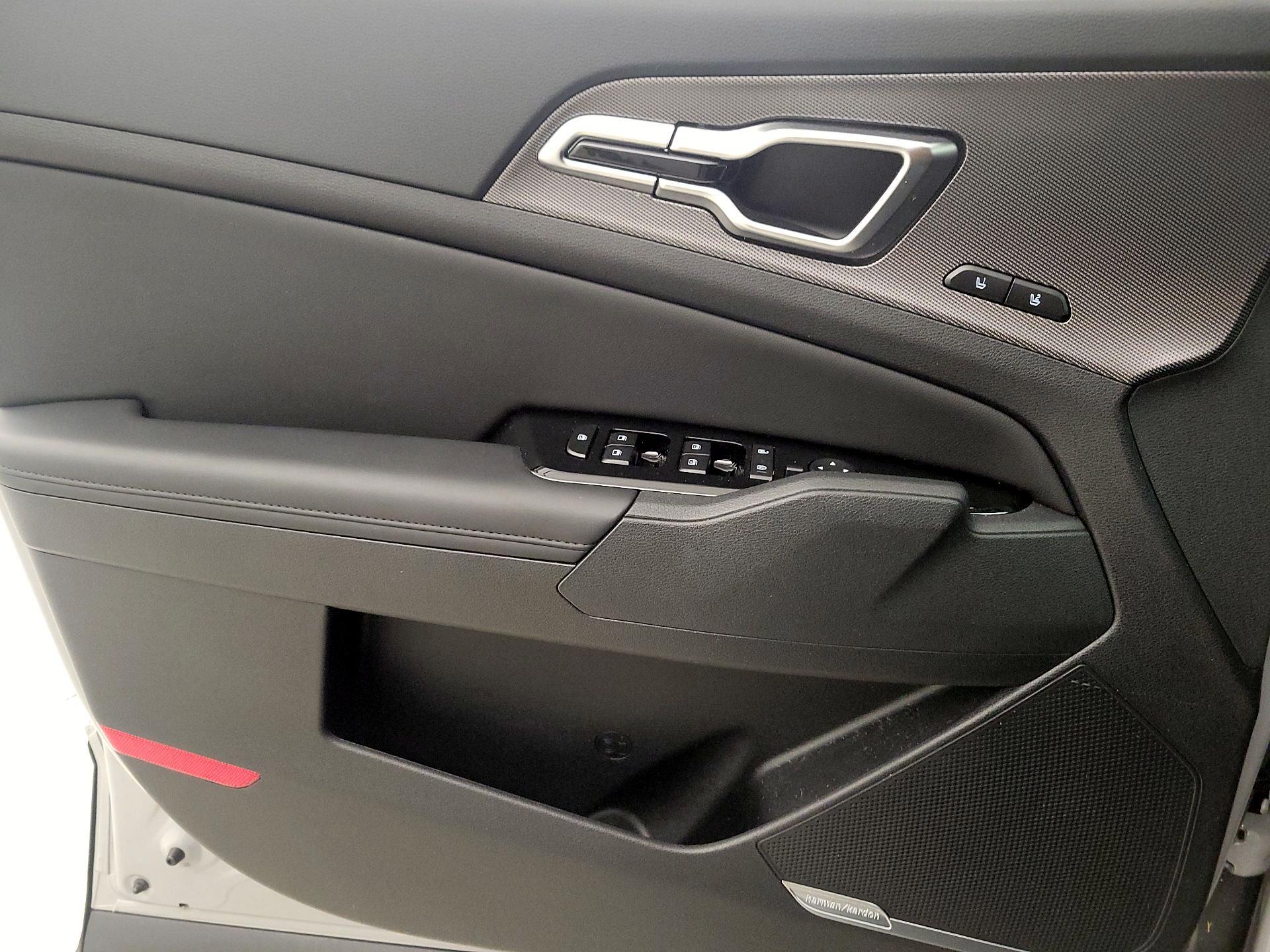 Thumbnail: 2025 Kia Sportage - 12