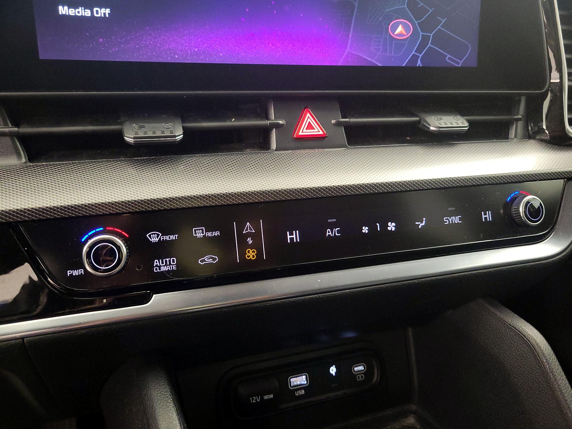 Thumbnail: 2025 Kia Sportage - 17