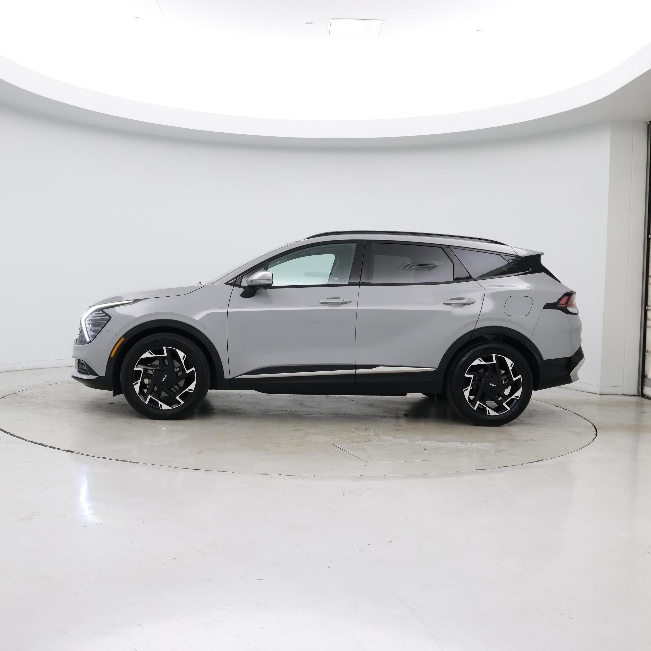 Thumbnail: 2025 Kia Sportage - 3