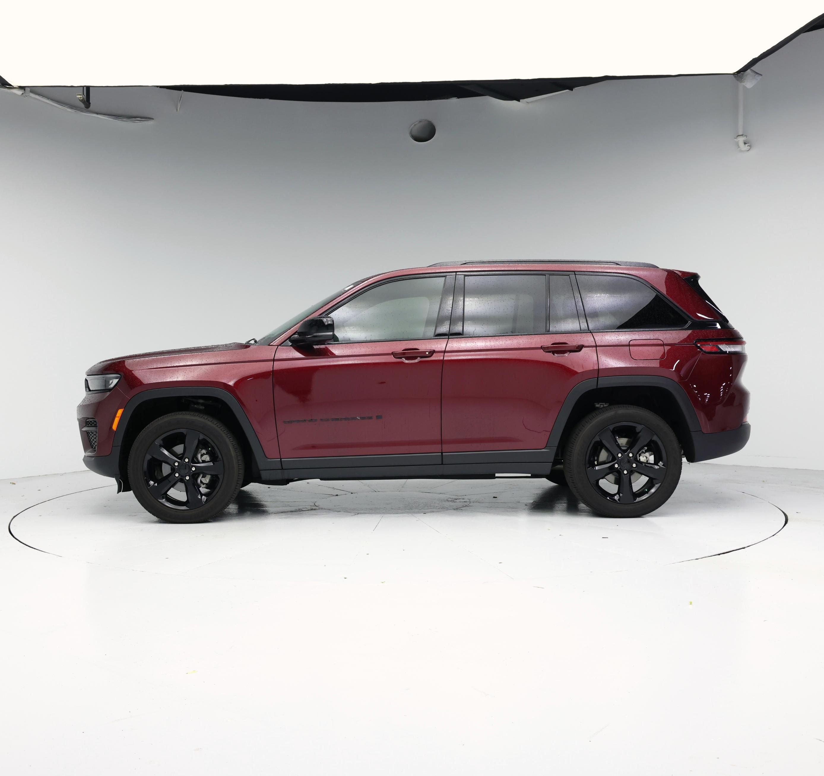 Thumbnail: 2025 Jeep Grand Cherokee - 3