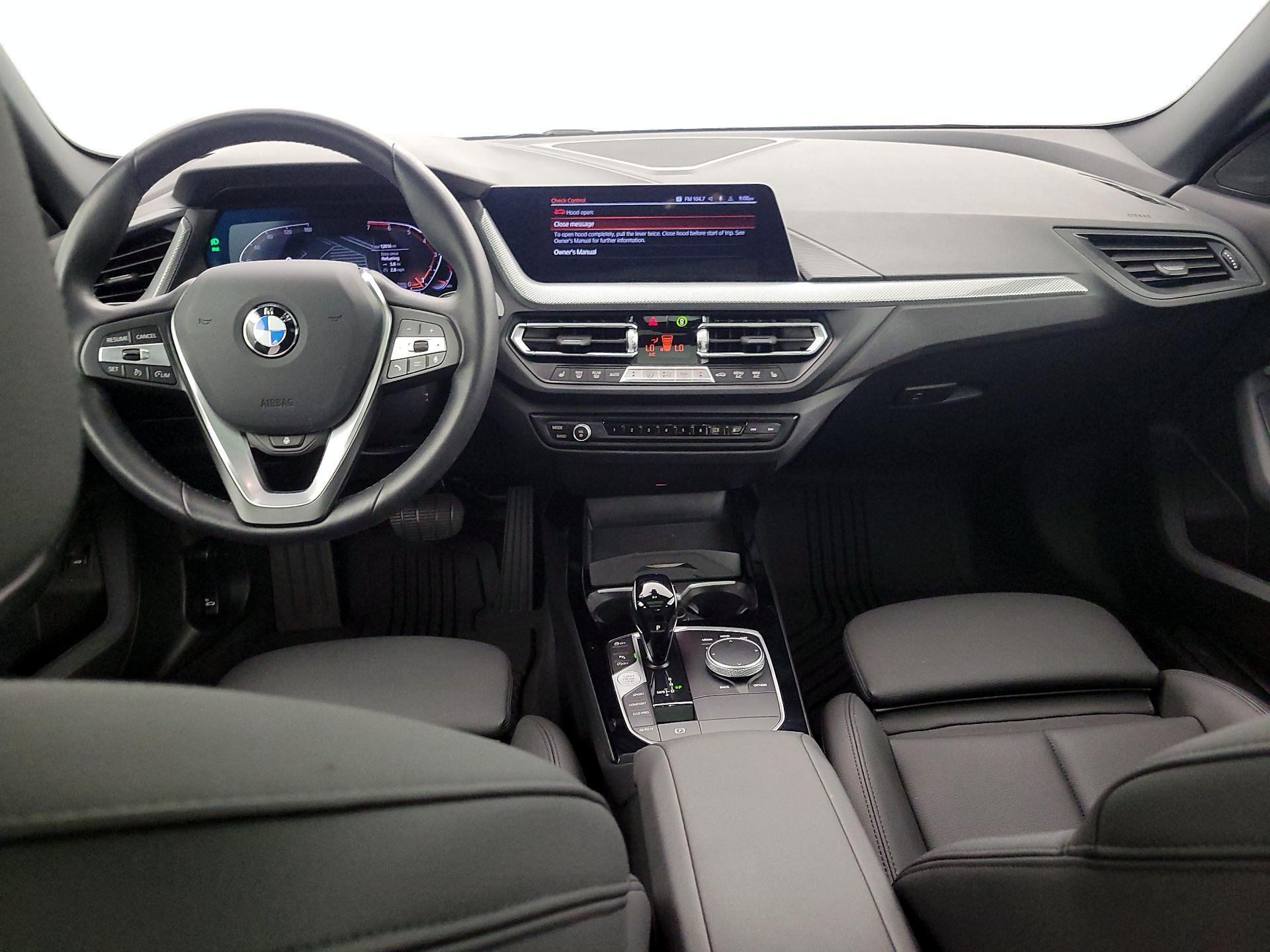 Thumbnail: 2024 BMW 2 Series - 9