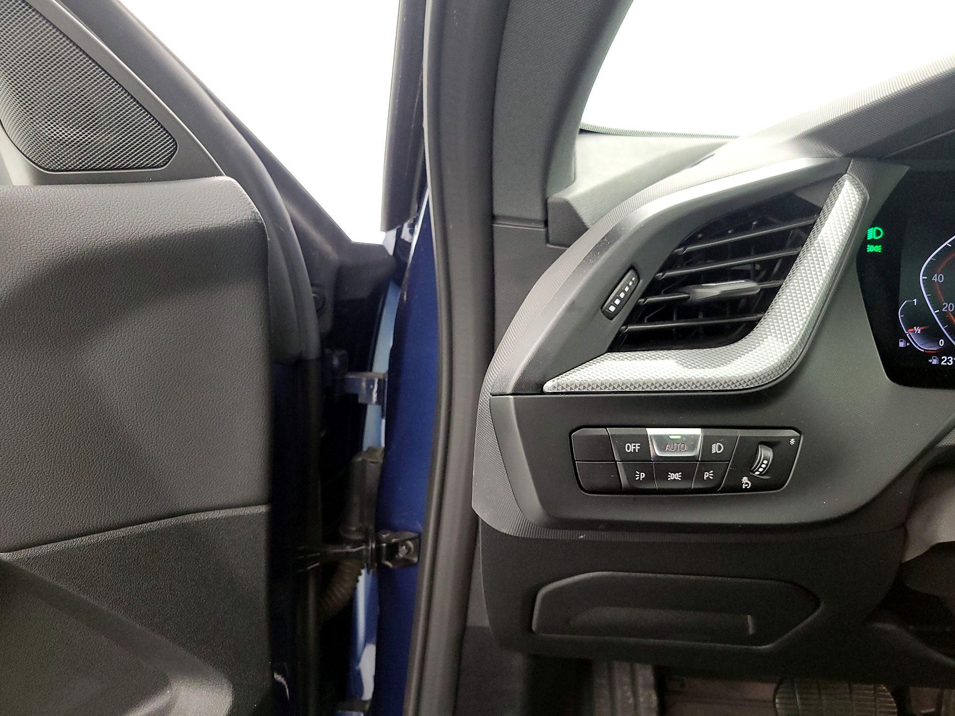 Thumbnail: 2024 BMW 2 Series - 13