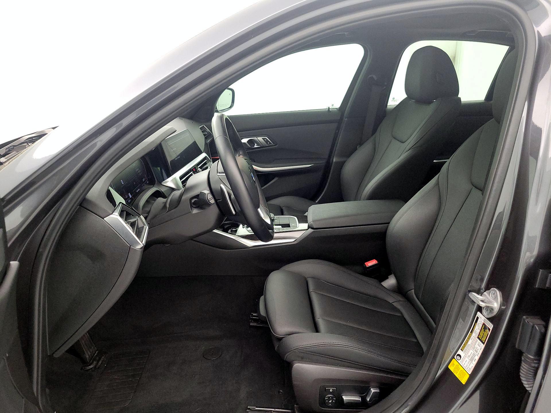 Thumbnail: 2021 BMW 3 Series - 11