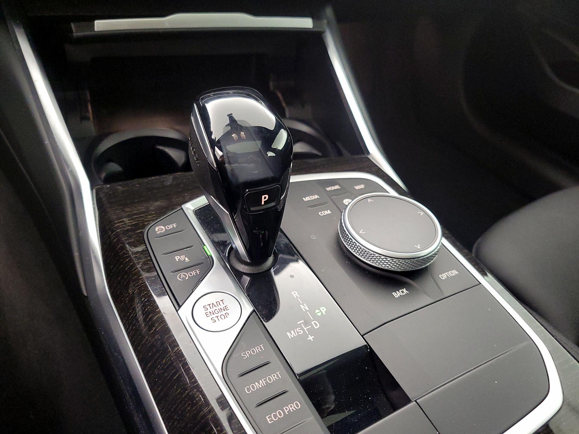 Thumbnail: 2021 BMW 3 Series - 18