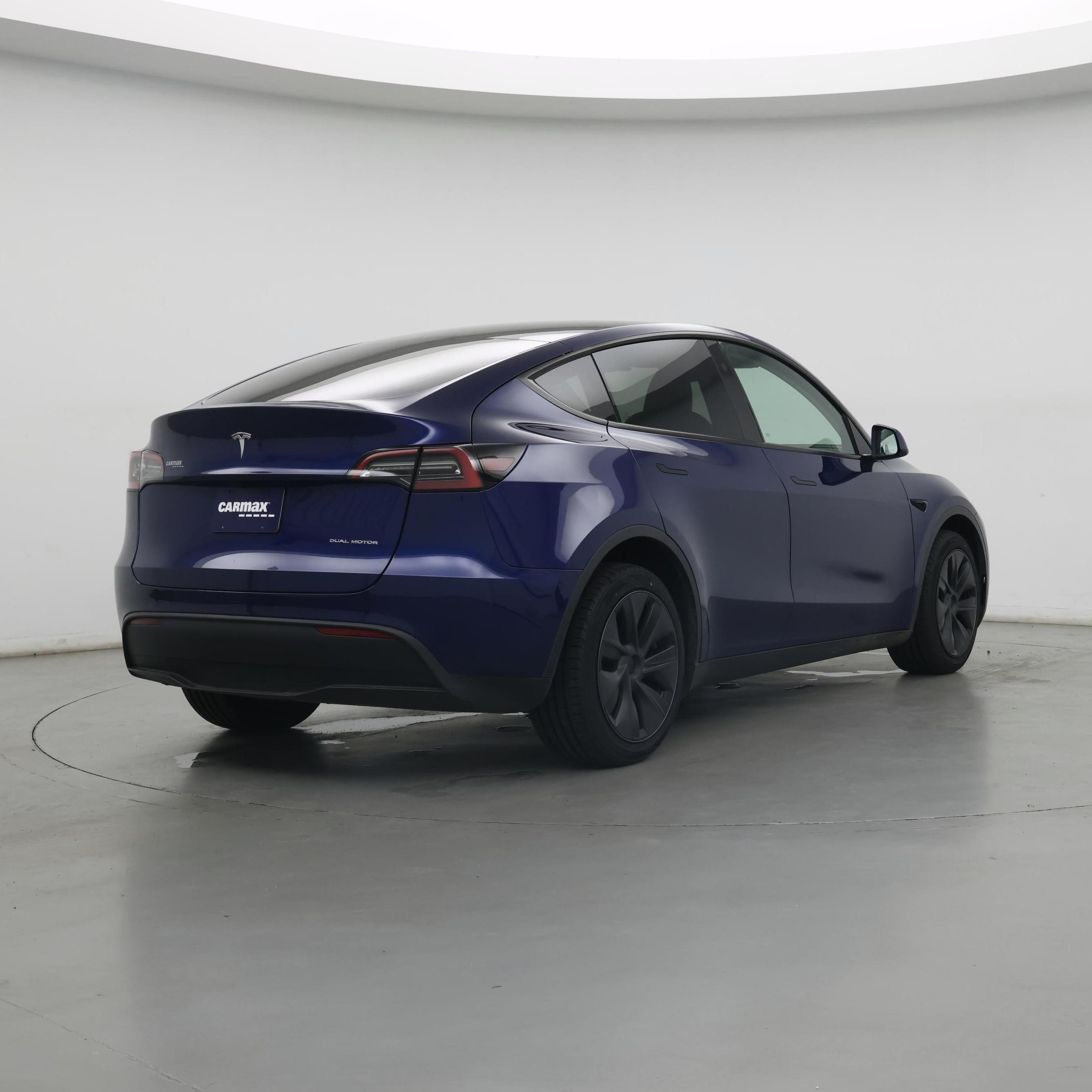 Thumbnail: 2024 Tesla Model Y - 8