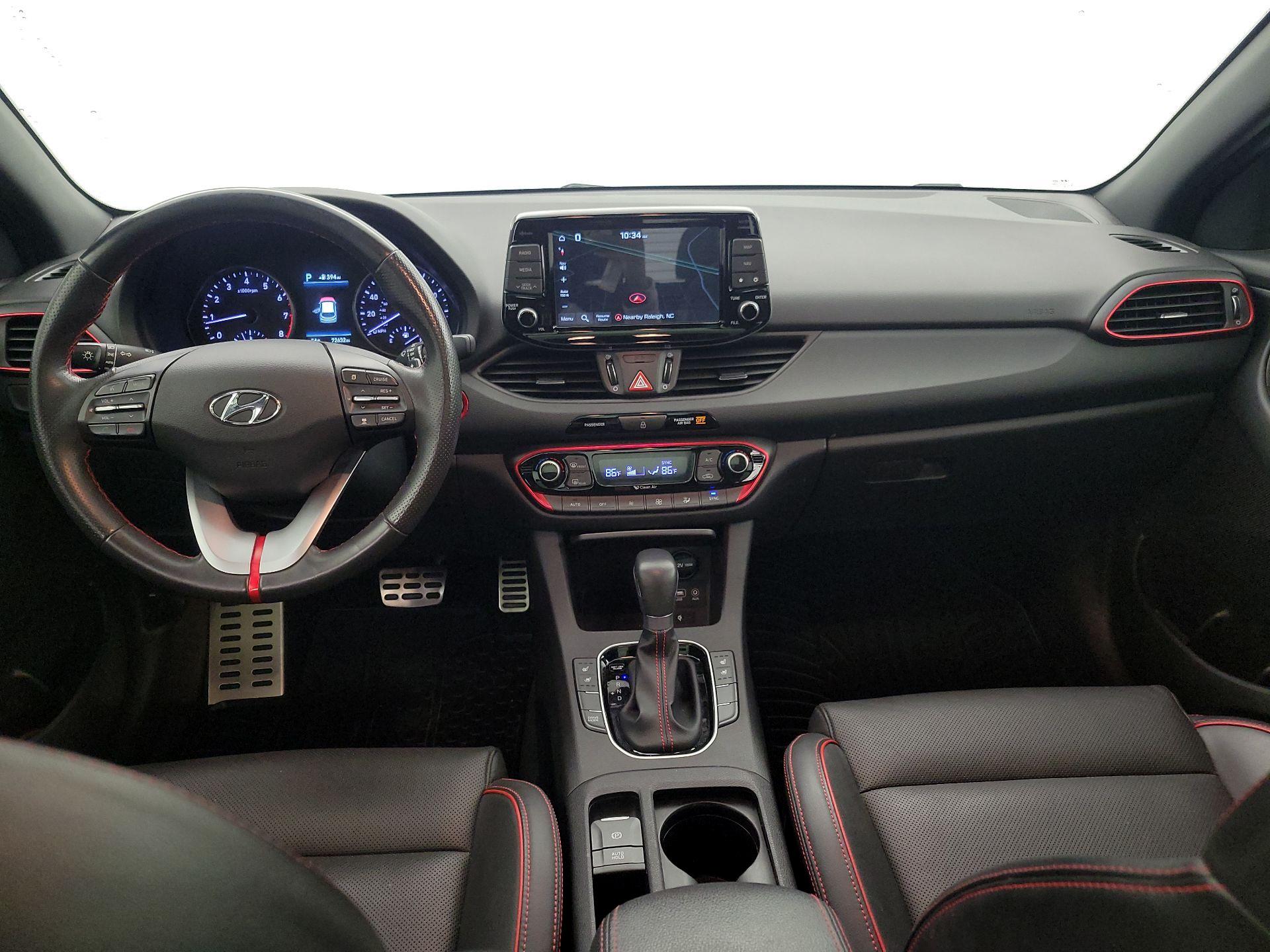 Thumbnail: 2018 Hyundai Elantra - 9