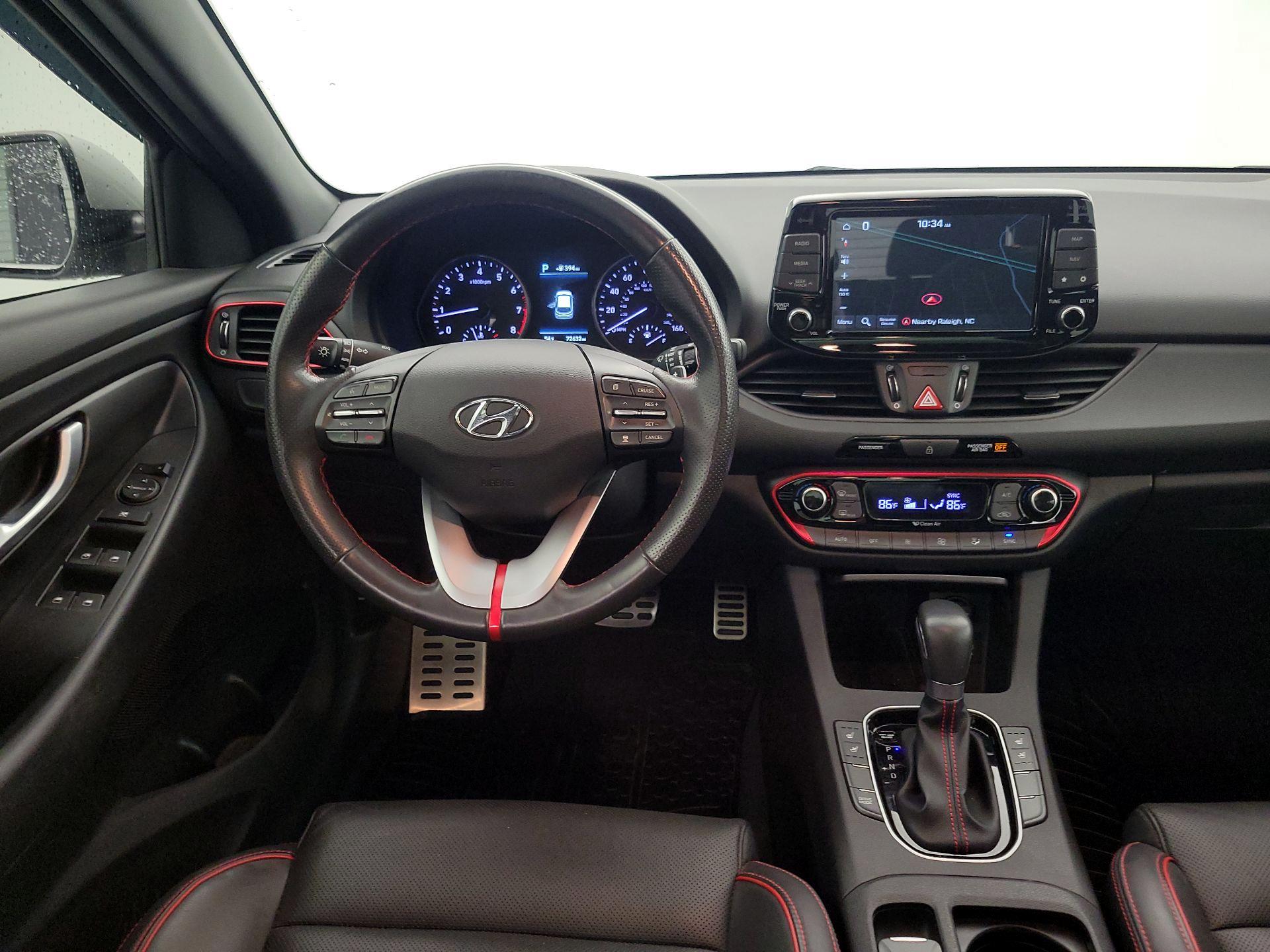 Thumbnail: 2018 Hyundai Elantra - 10