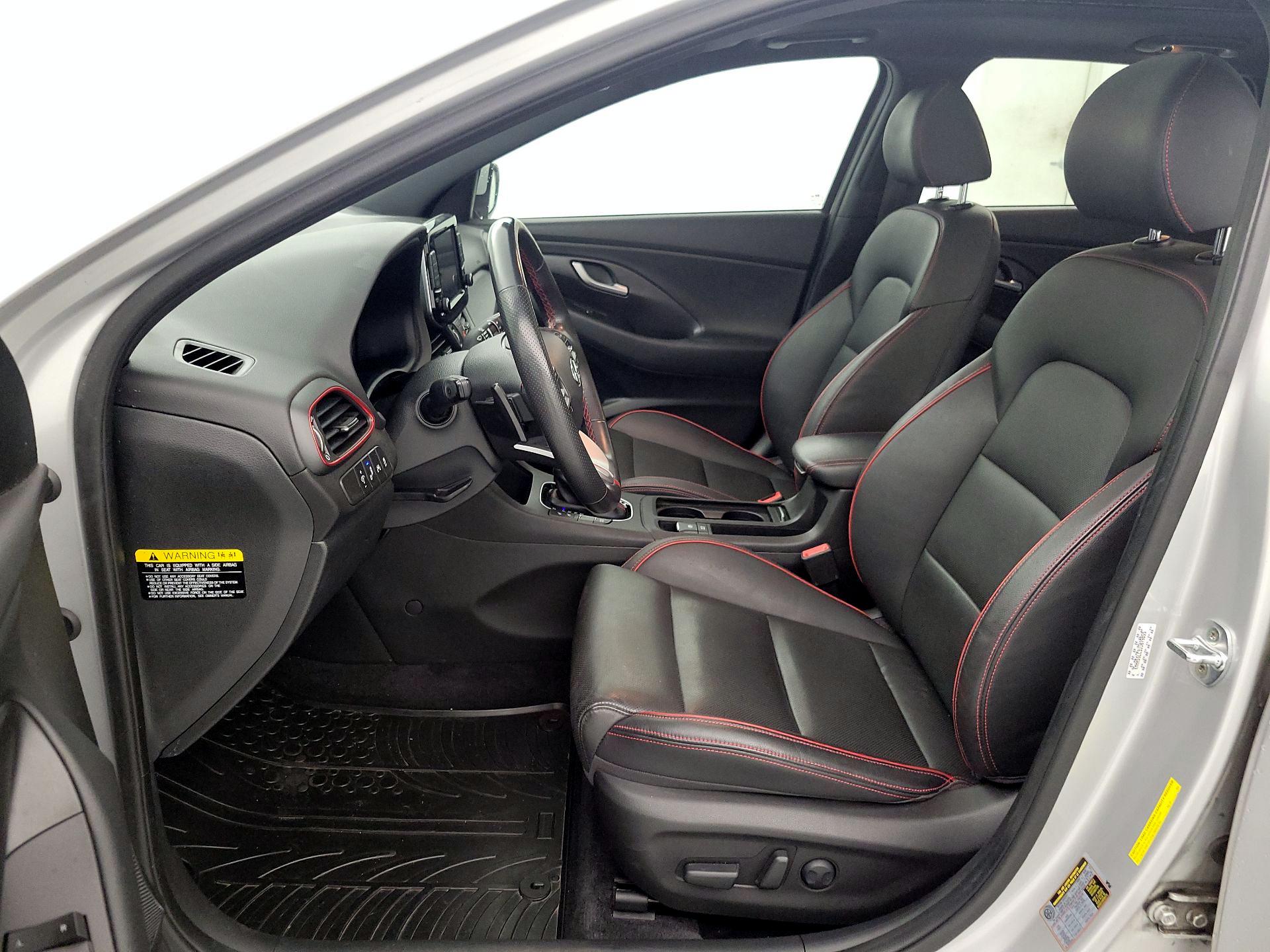 Thumbnail: 2018 Hyundai Elantra - 11