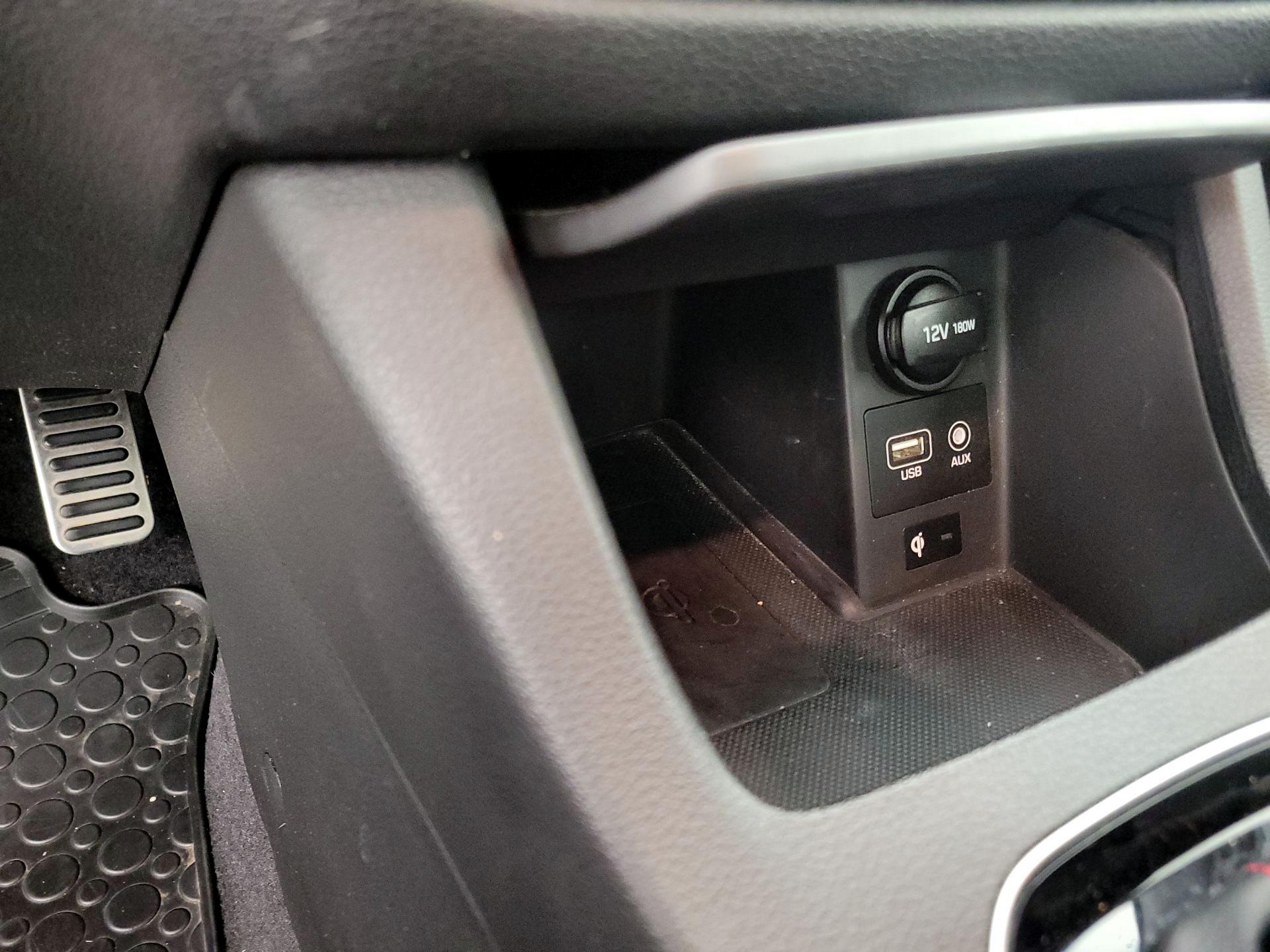 Thumbnail: 2018 Hyundai Elantra - 19