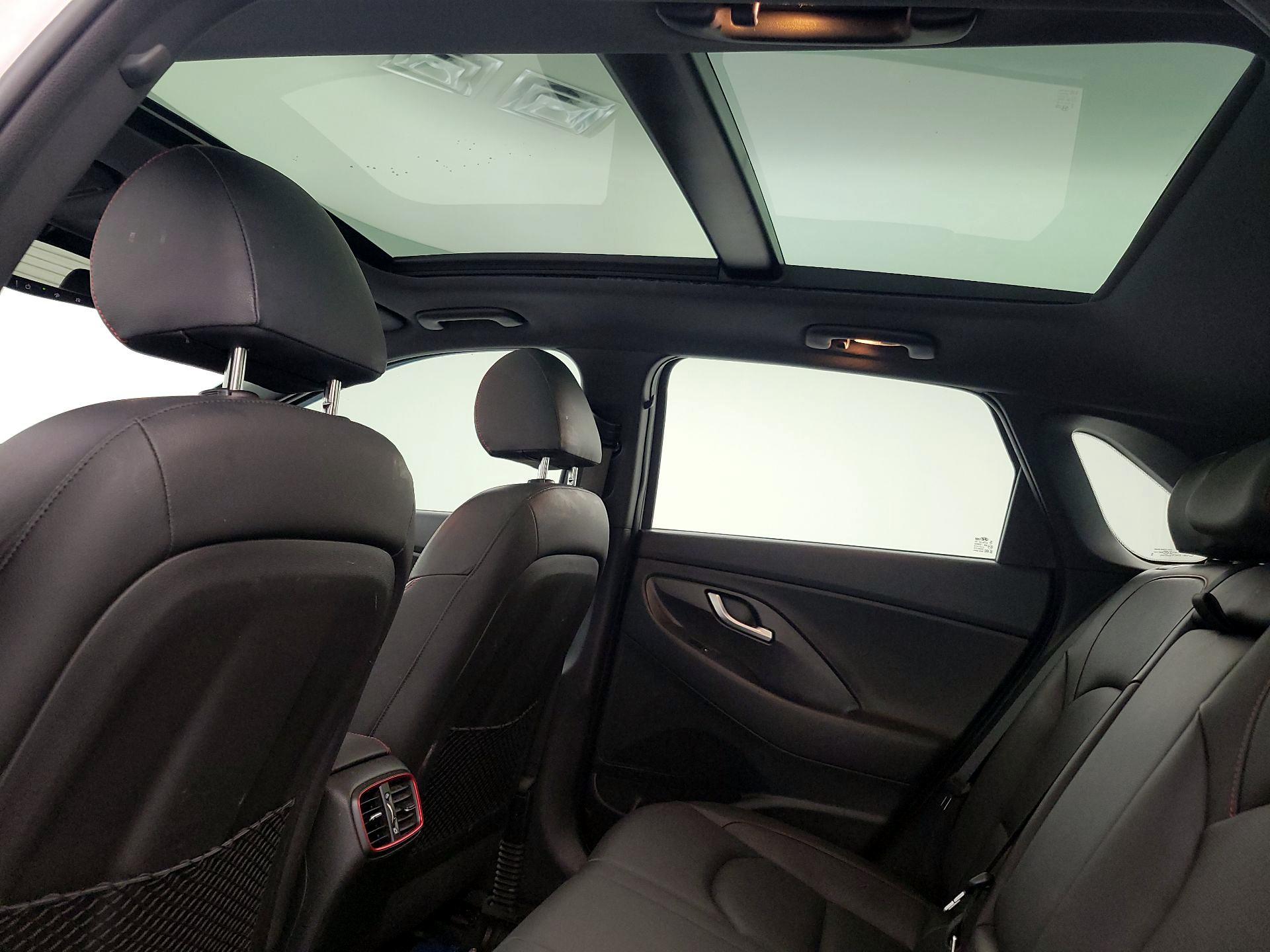 Thumbnail: 2018 Hyundai Elantra - 20