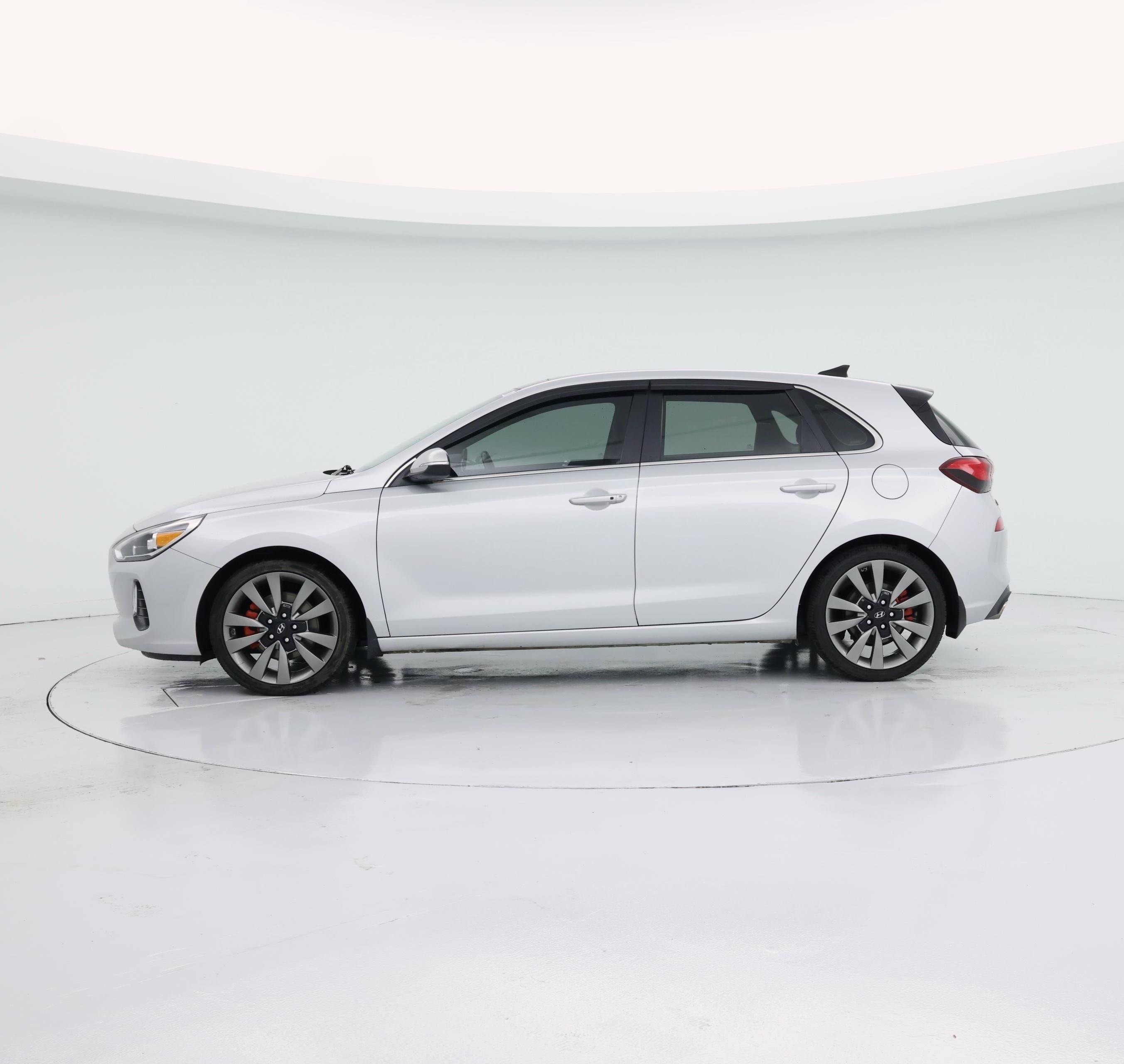 Thumbnail: 2018 Hyundai Elantra - 3