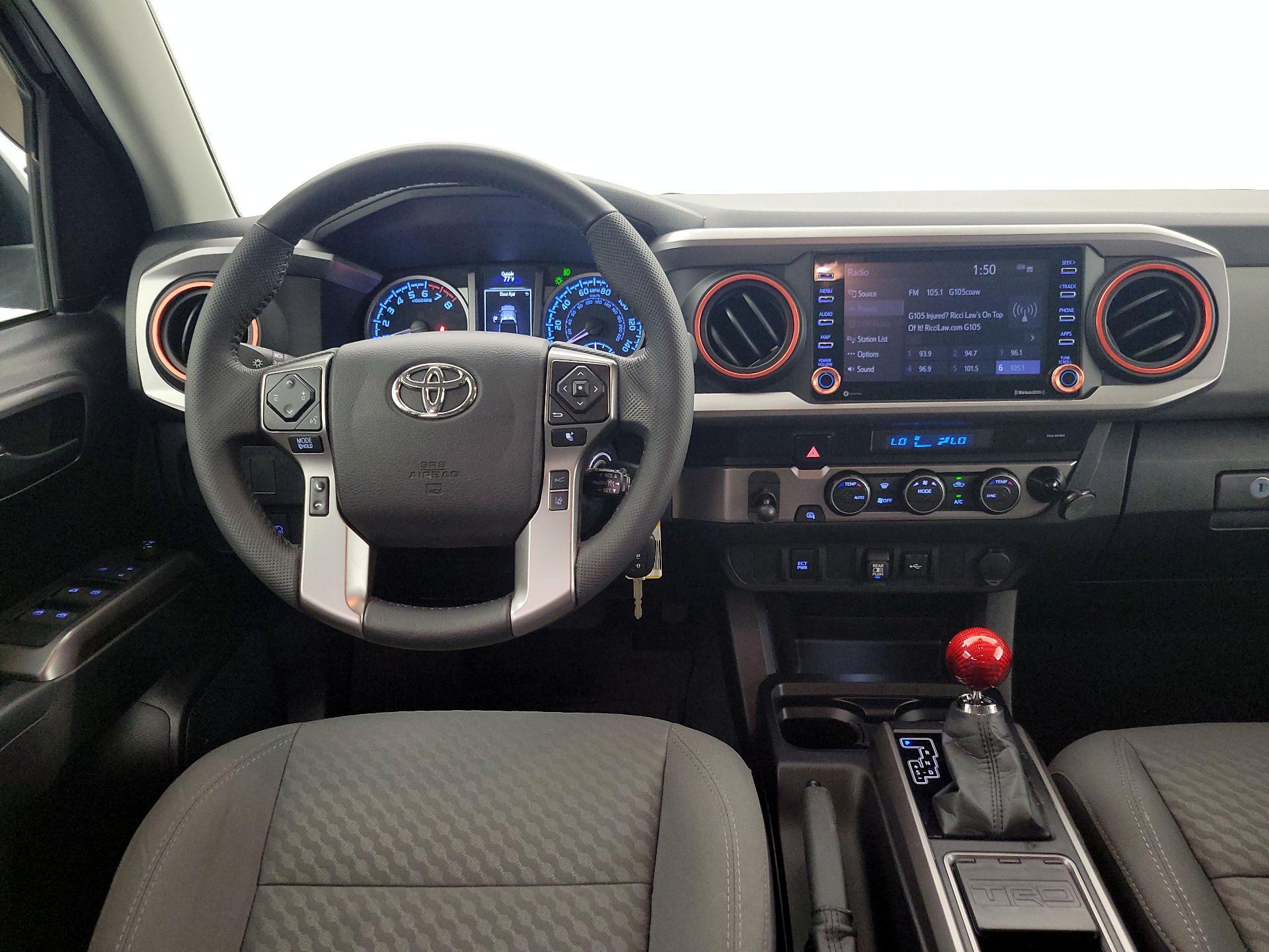 Thumbnail: 2021 Toyota Tacoma - 10