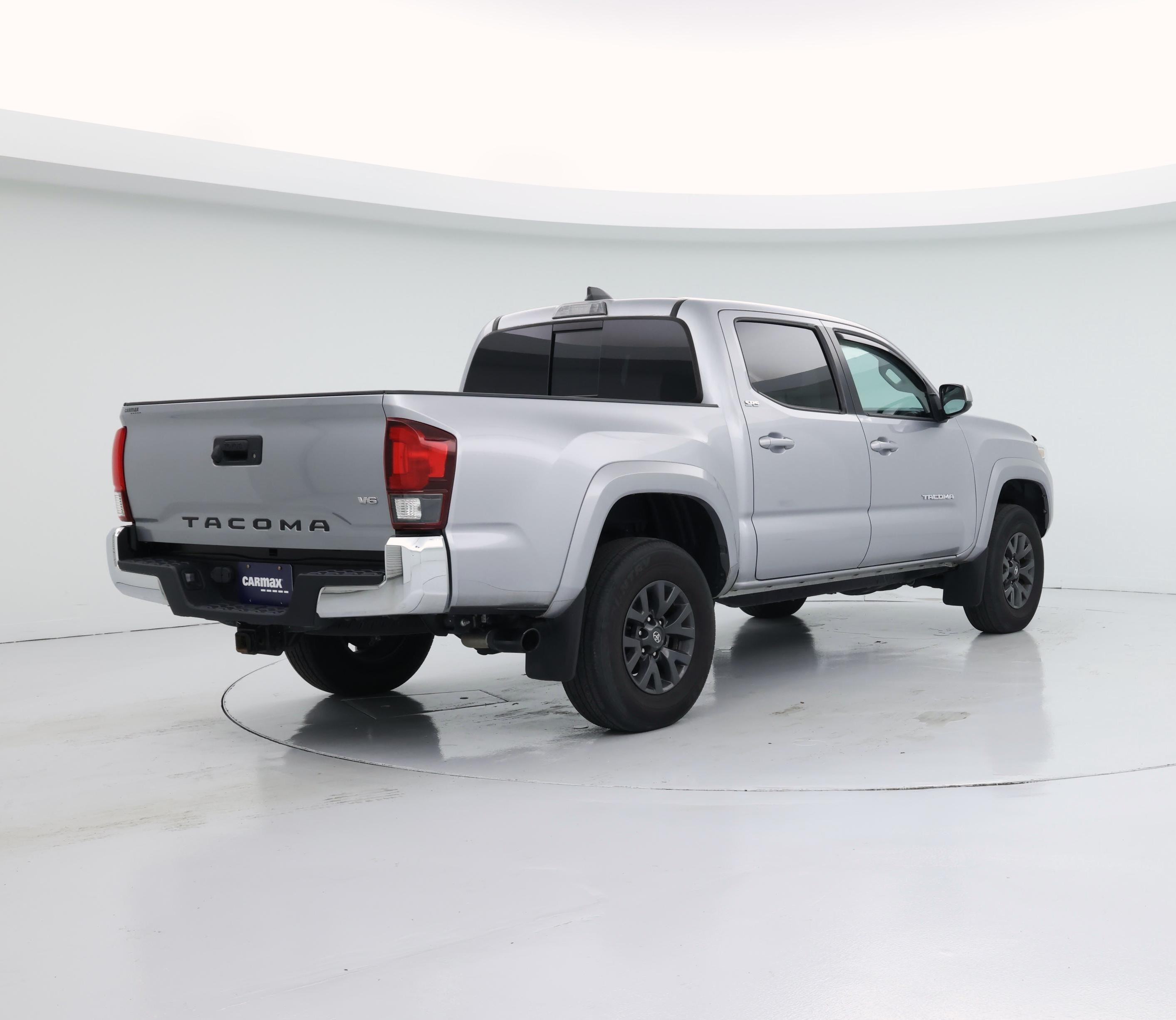 Thumbnail: 2021 Toyota Tacoma - 8