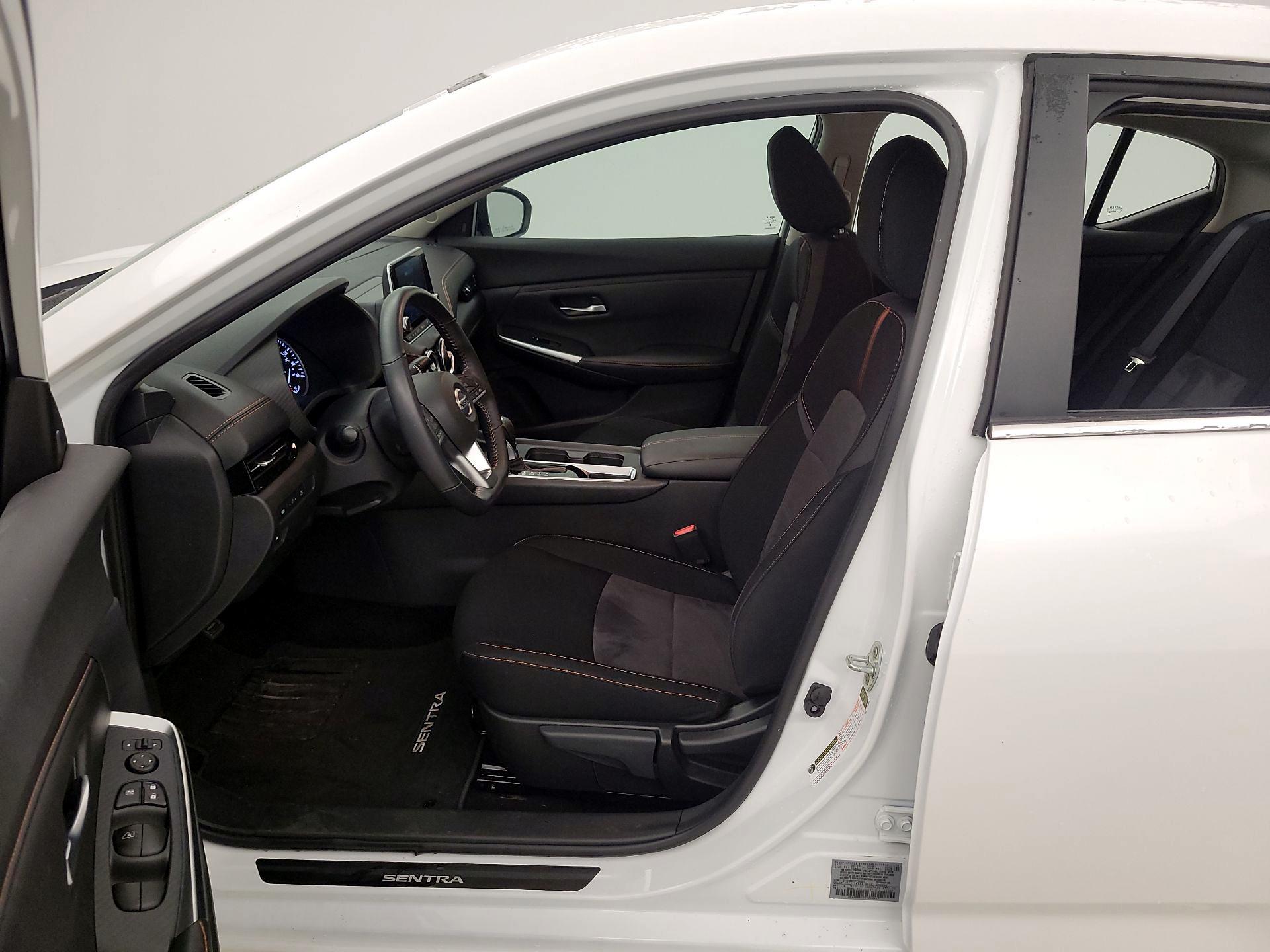 Thumbnail: 2023 Nissan Sentra - 11