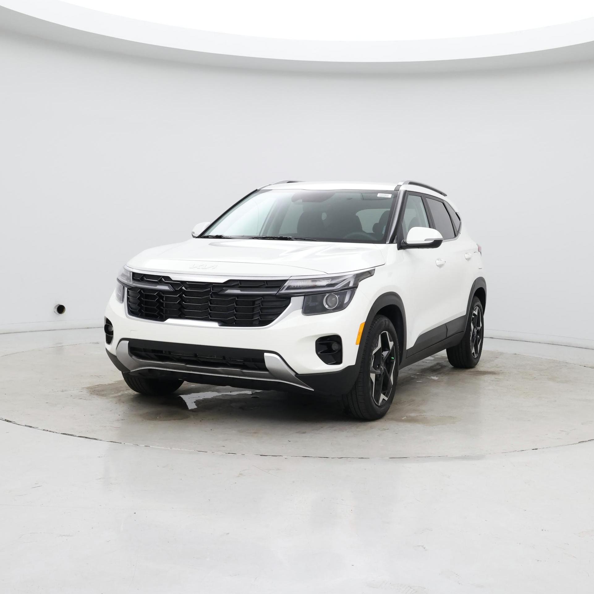 Thumbnail: 2024 Kia Seltos - 4