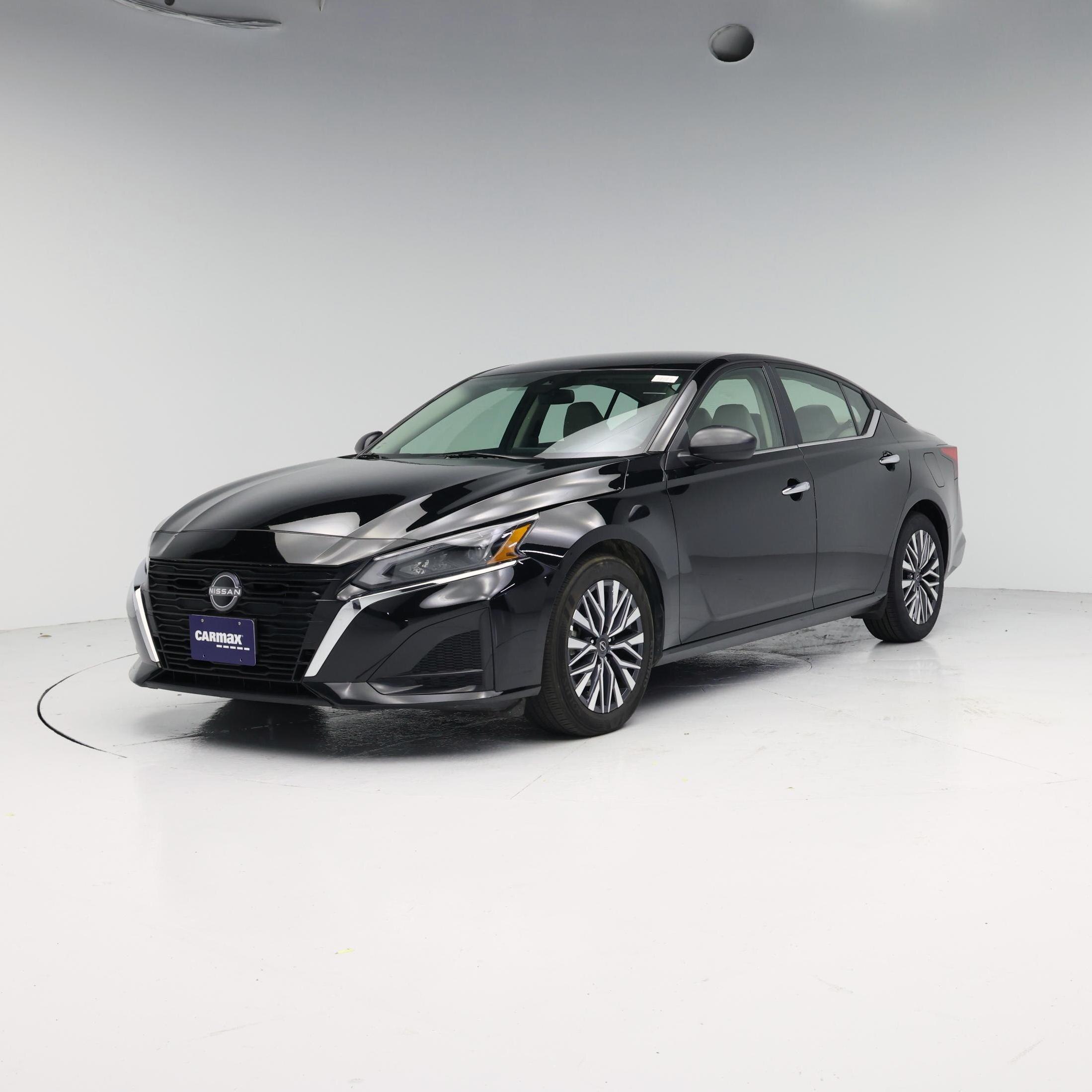 Thumbnail: 2025 Nissan Altima - 4