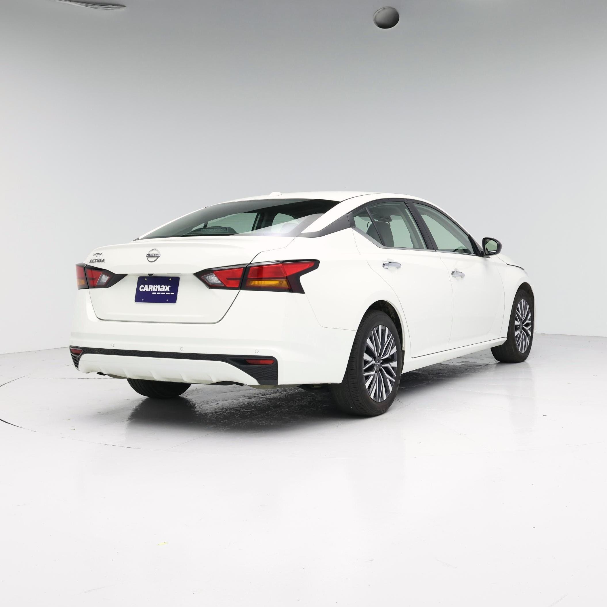 Thumbnail: 2025 Nissan Altima - 8