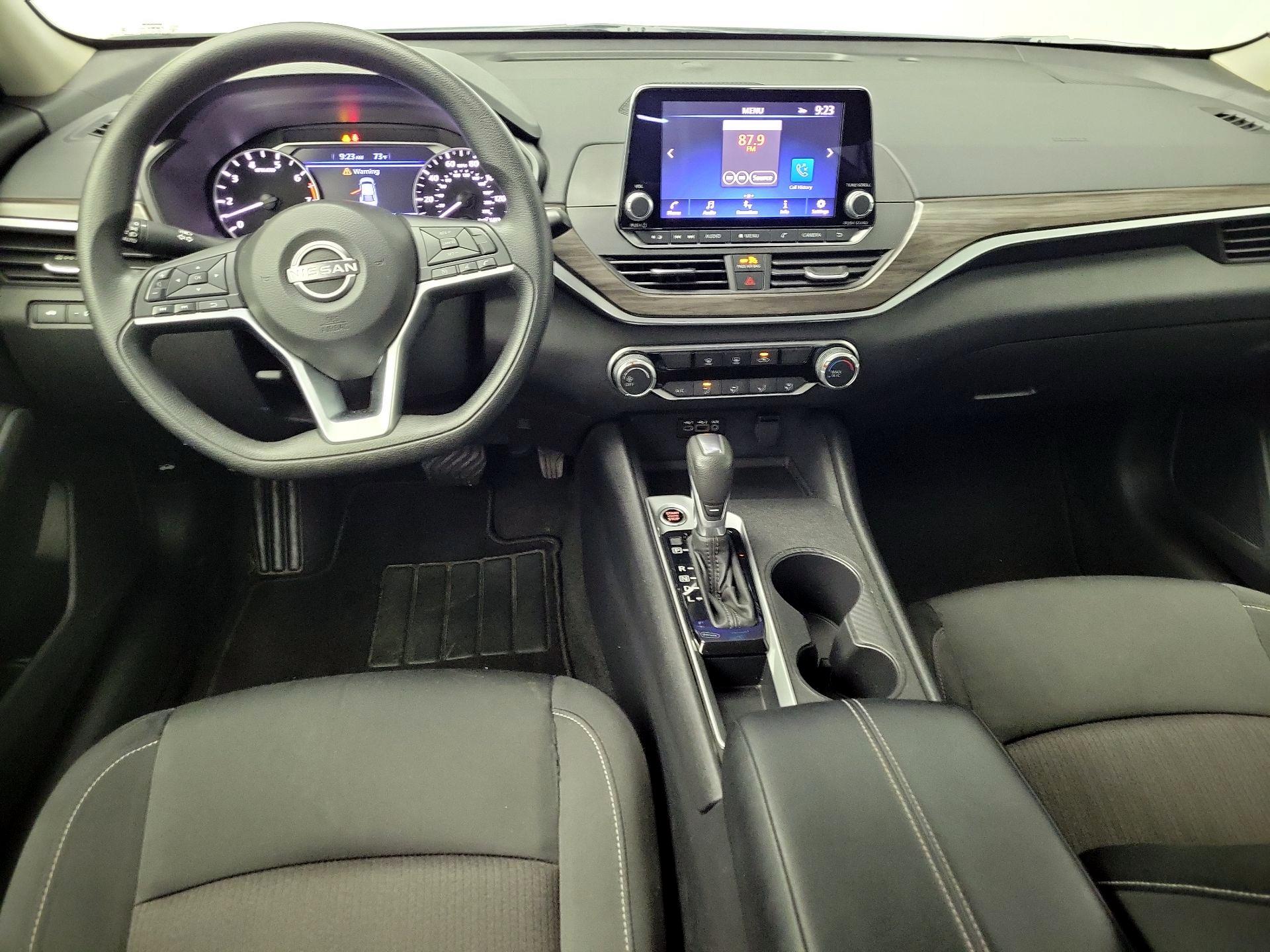 Thumbnail: 2025 Nissan Altima - 9