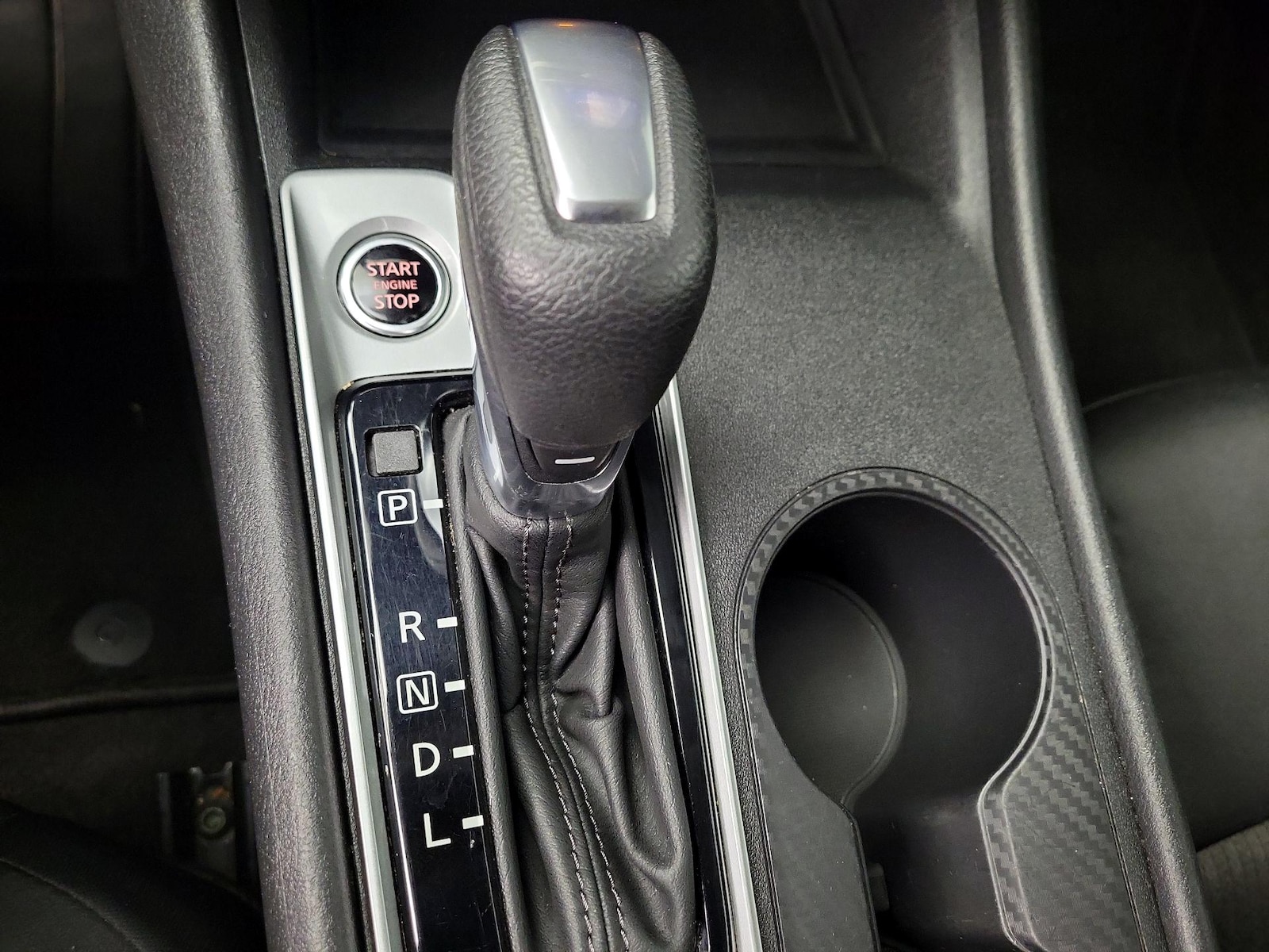 2025 Nissan Altima SV - Photo 18