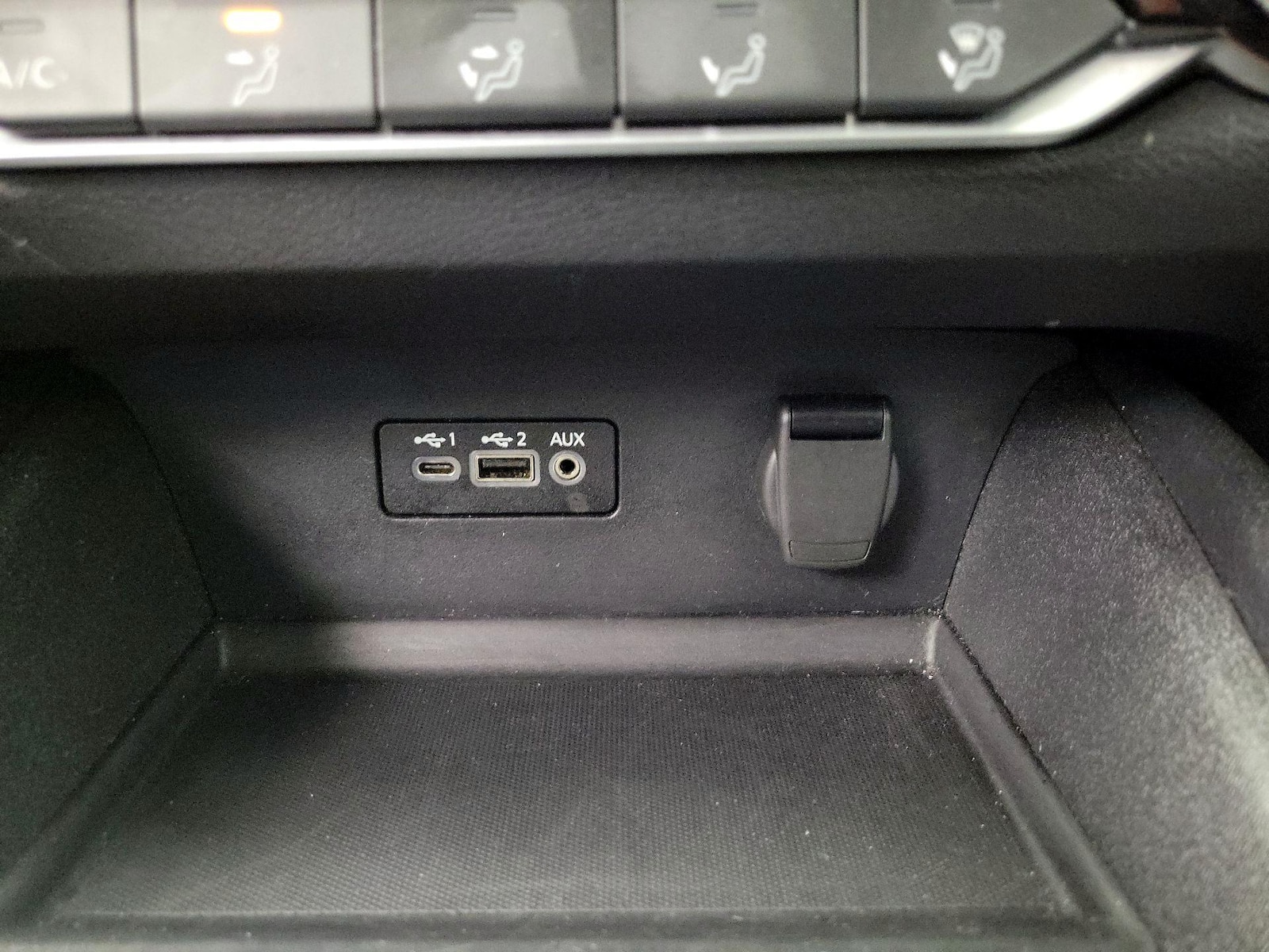 2025 Nissan Altima SV - Photo 19