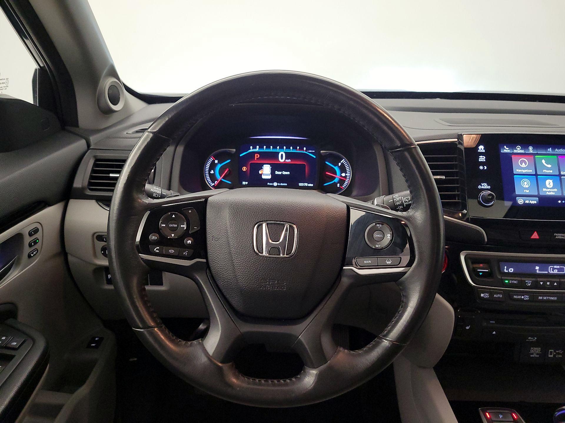 Thumbnail: 2019 Honda Pilot - 10