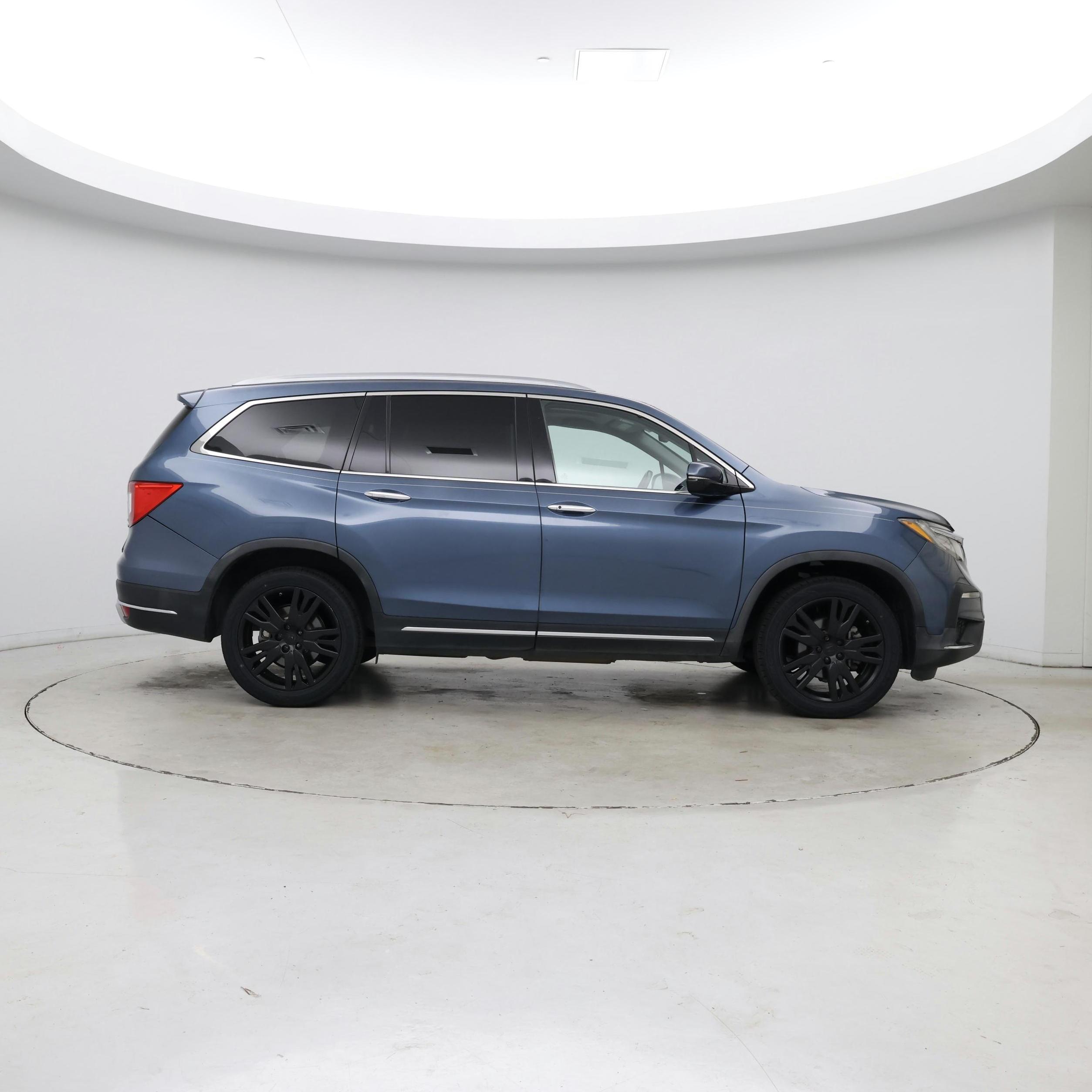Thumbnail: 2019 Honda Pilot - 7