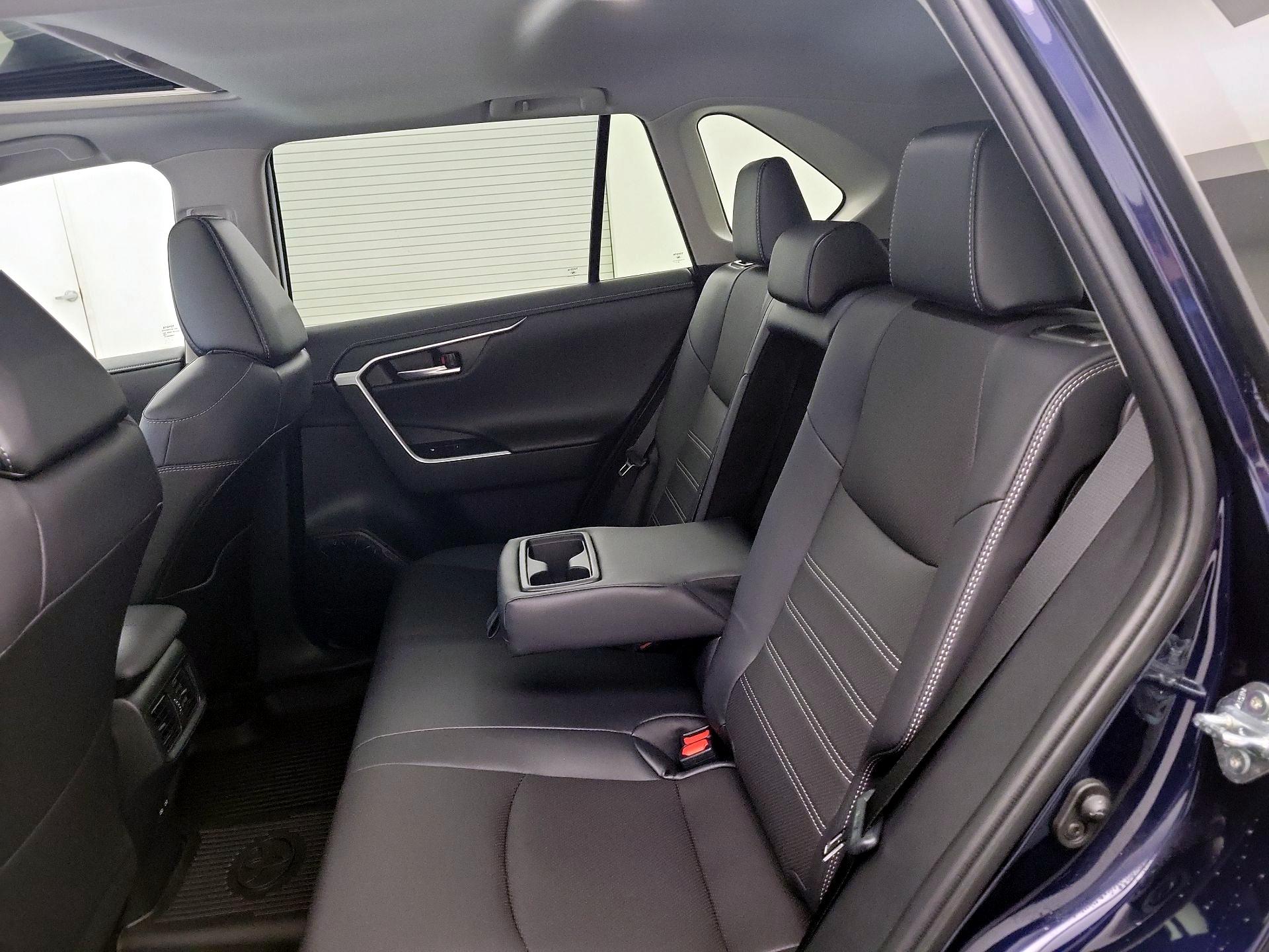 Thumbnail: 2025 Toyota RAV4 - 20