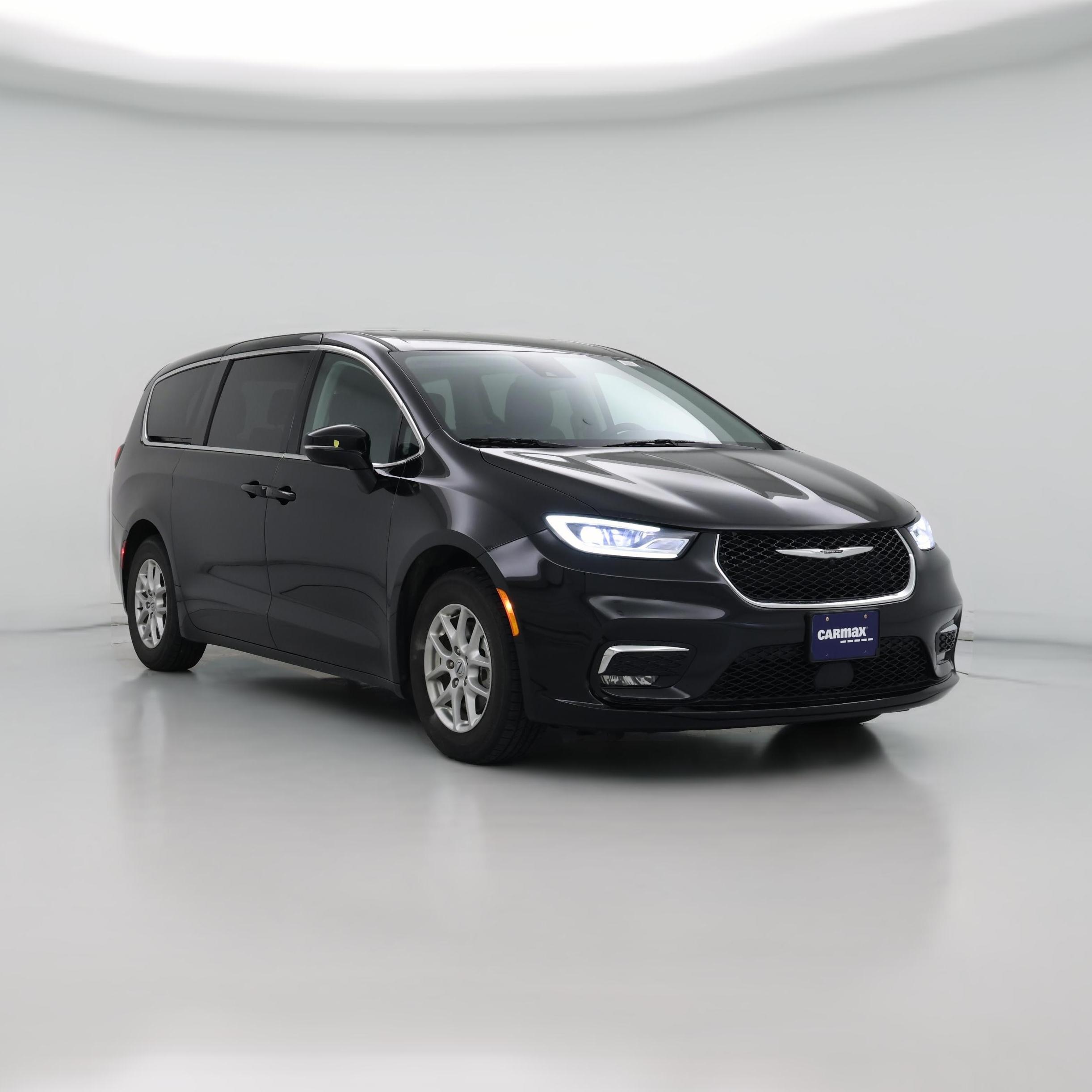 Thumbnail: 2024 Chrysler Pacifica - 1