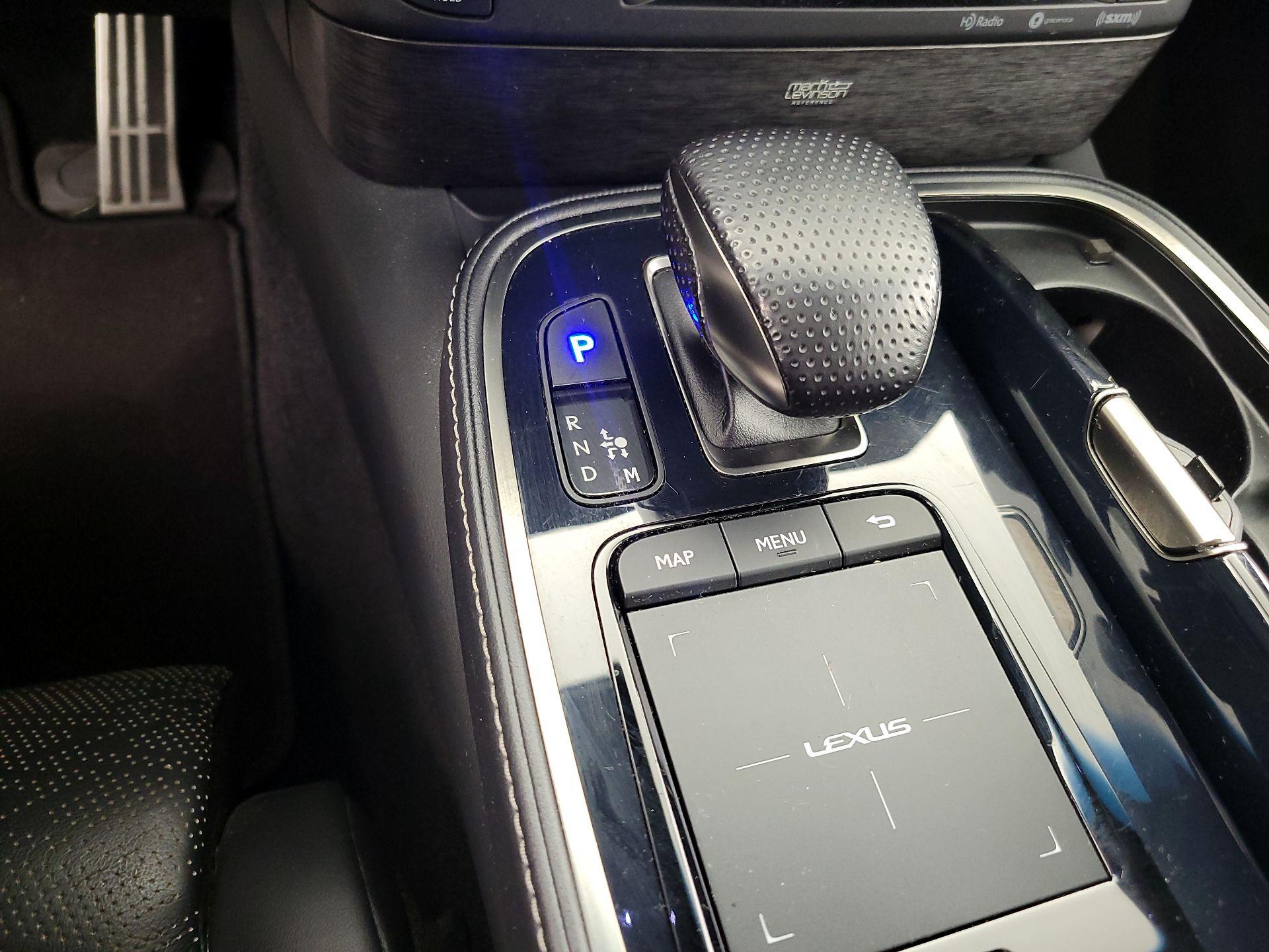 Thumbnail: 2021 Lexus LS - 18