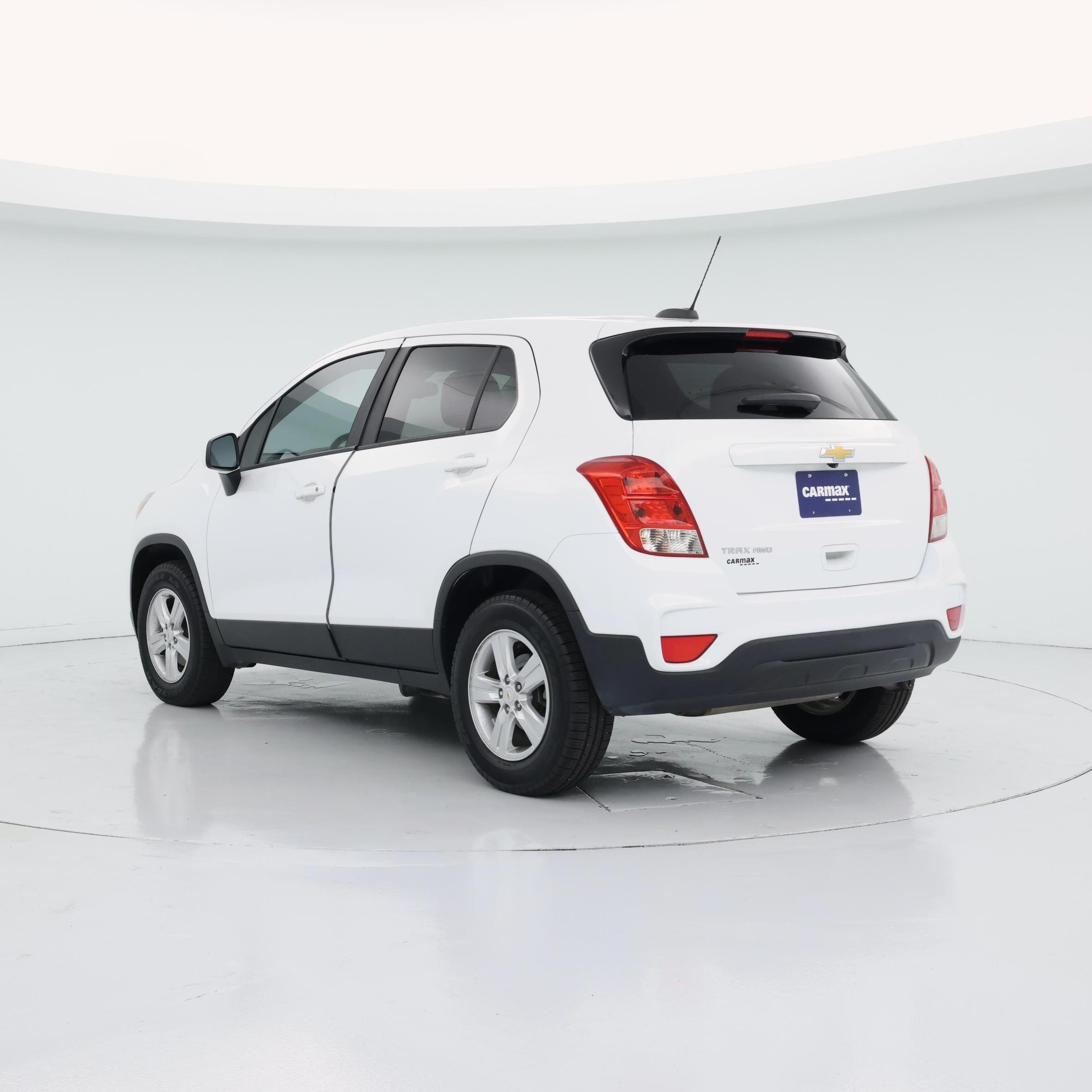 Thumbnail: 2020 Chevrolet Trax - 2
