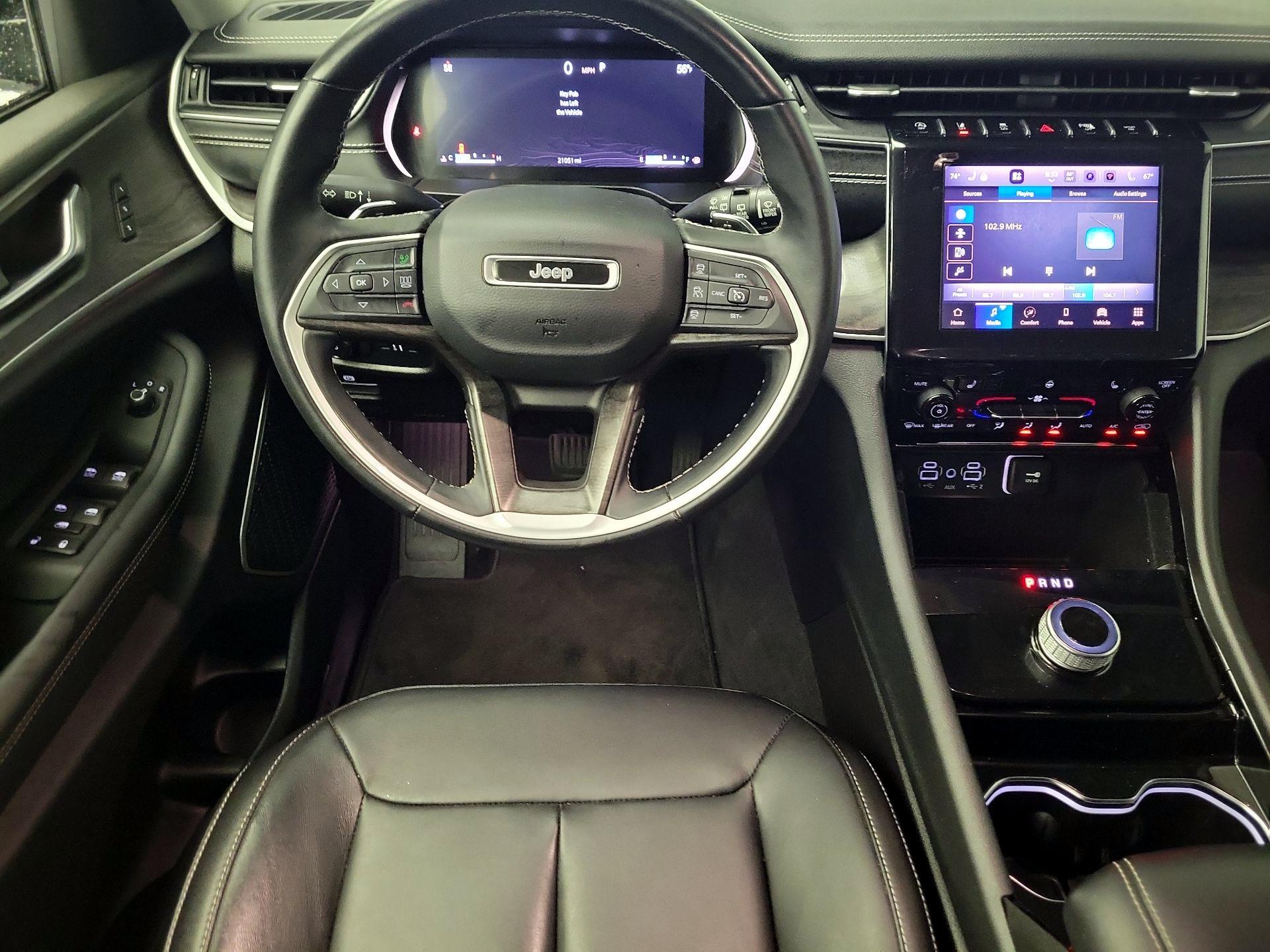 Thumbnail: 2022 Jeep Grand Cherokee - 10