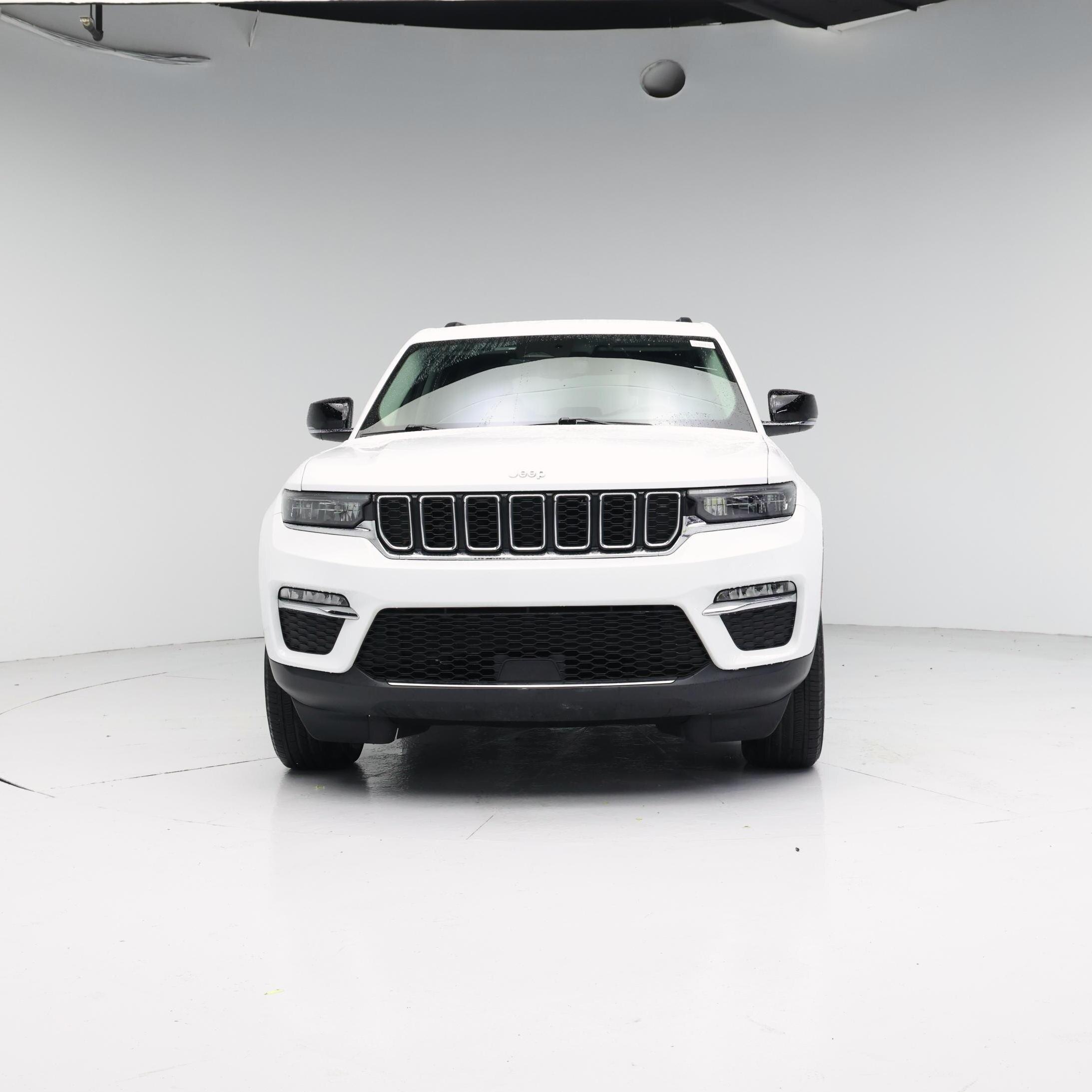 Thumbnail: 2022 Jeep Grand Cherokee - 5