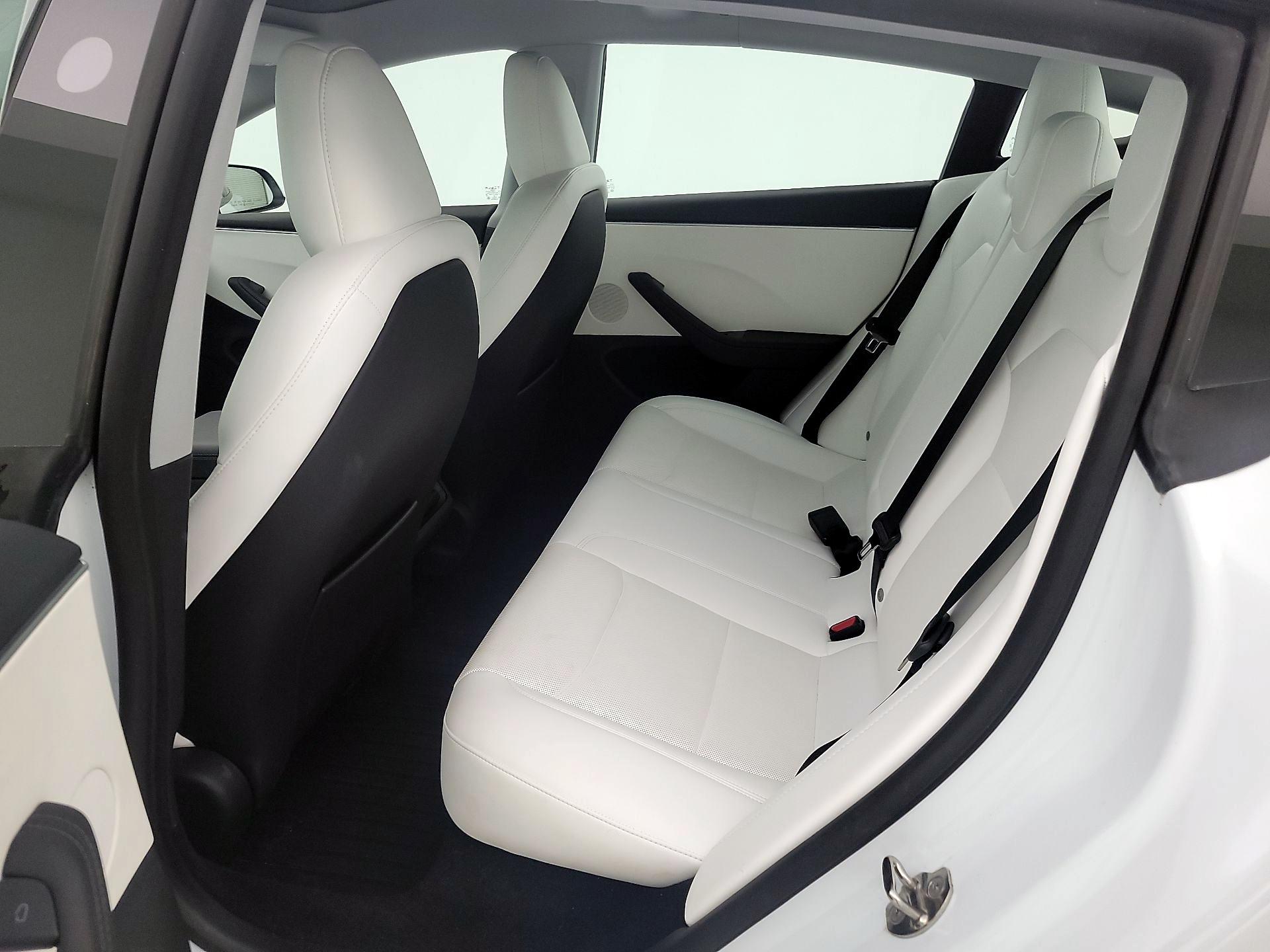 Thumbnail: 2024 Tesla Model 3 - 19