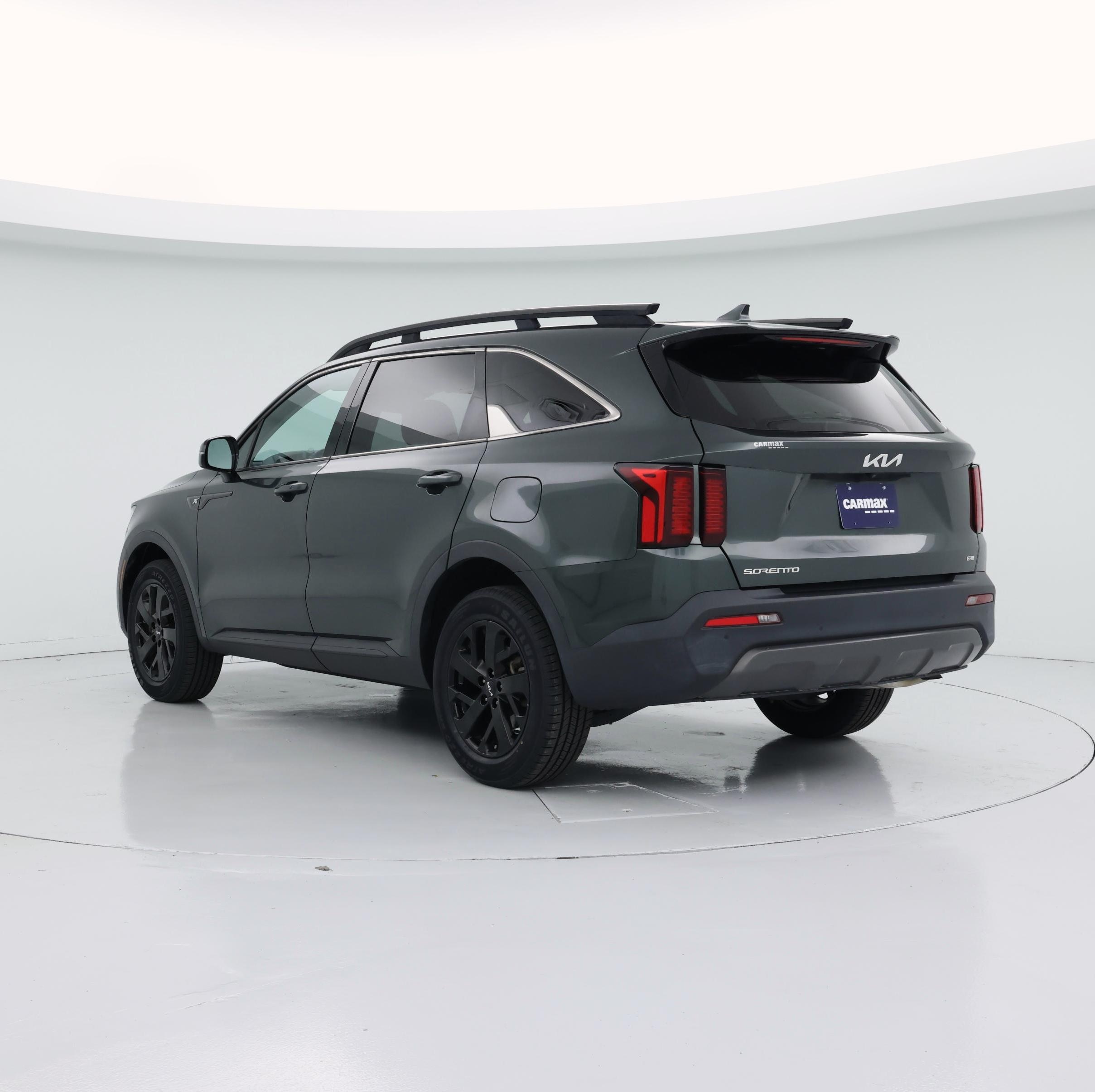 Thumbnail: 2023 Kia Sorento - 2