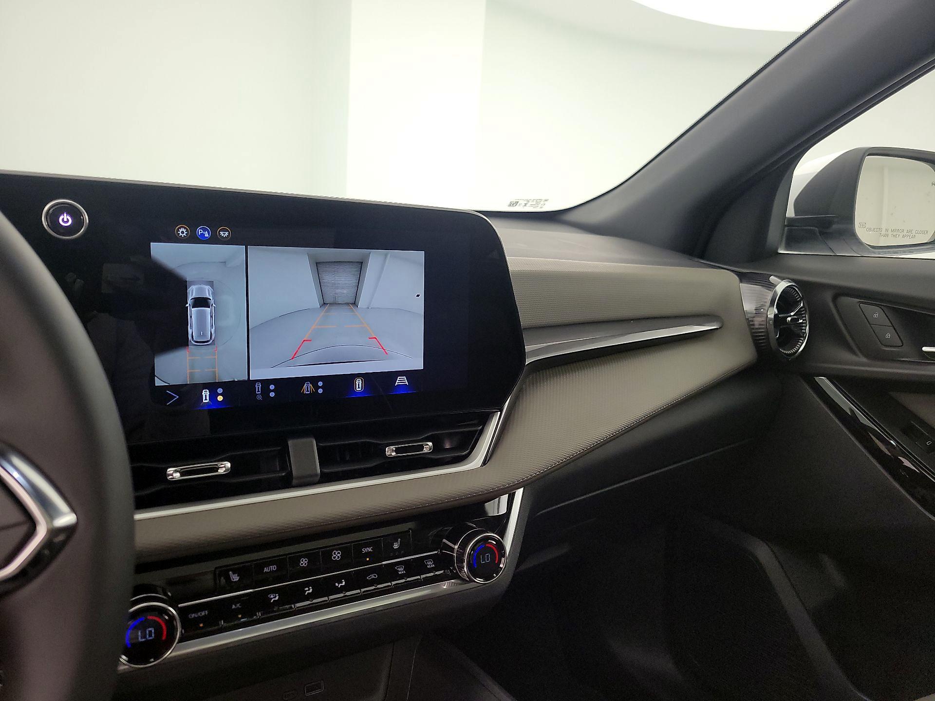 Thumbnail: 2026 Chevrolet Equinox - 15