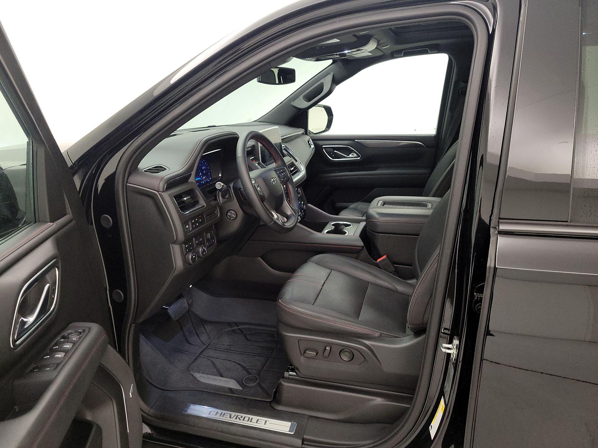 Thumbnail: 2024 Chevrolet Suburban - 11