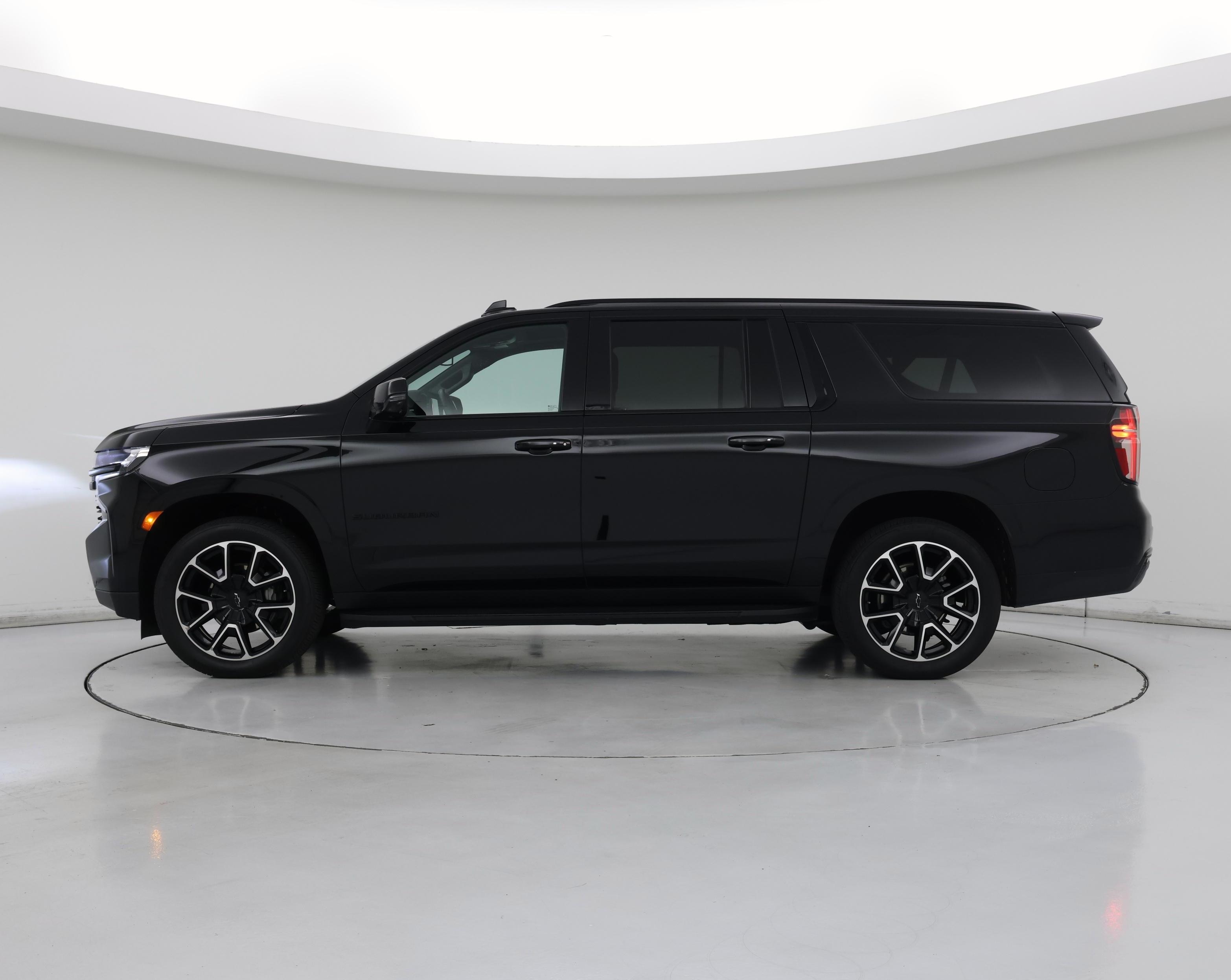 Thumbnail: 2024 Chevrolet Suburban - 3