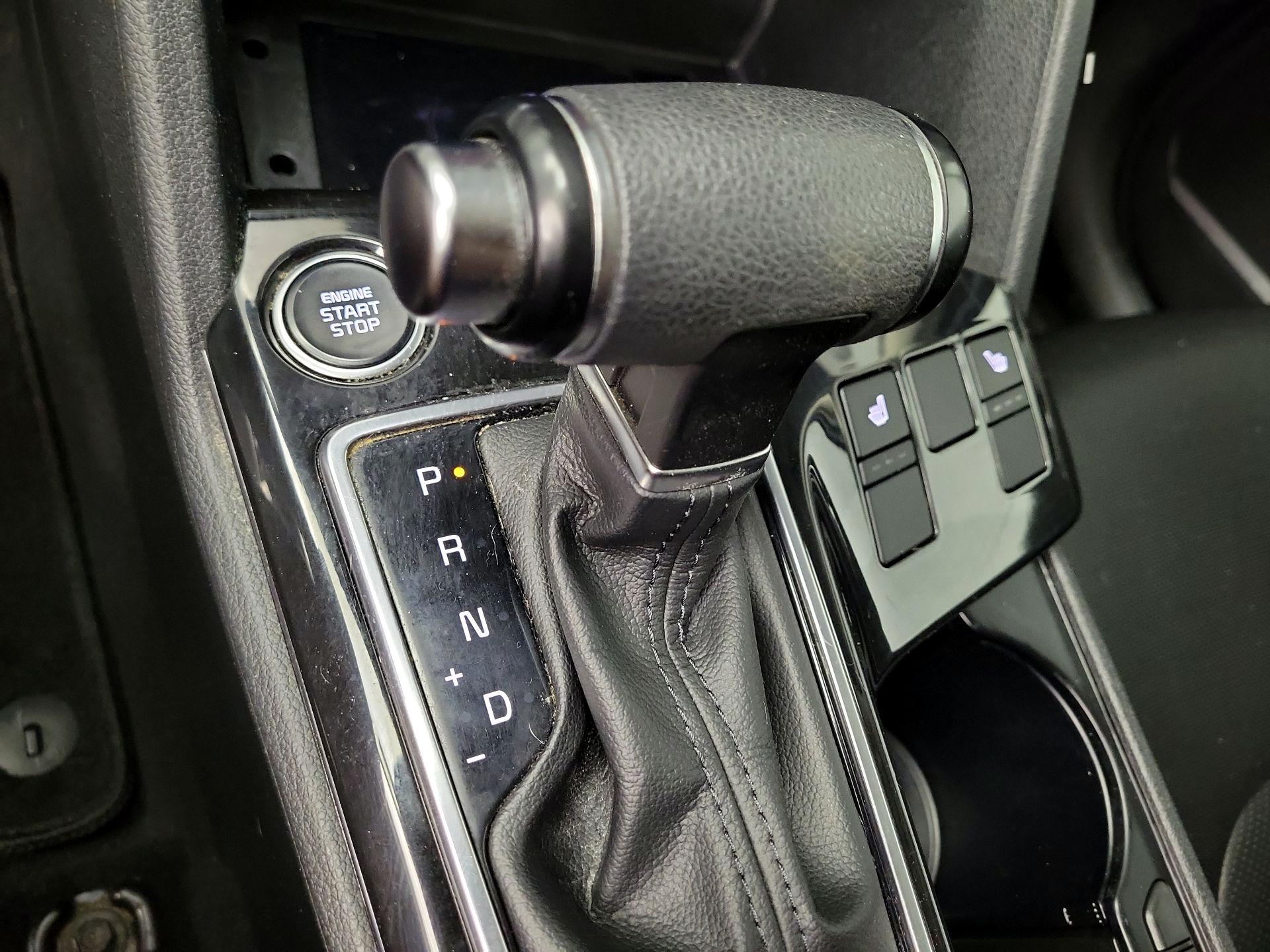Thumbnail: 2023 Kia Sportage - 18