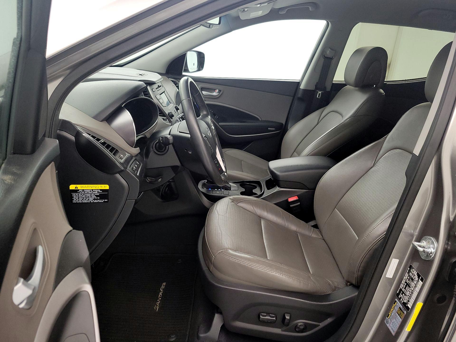 Thumbnail: 2016 Hyundai Santa Fe - 11