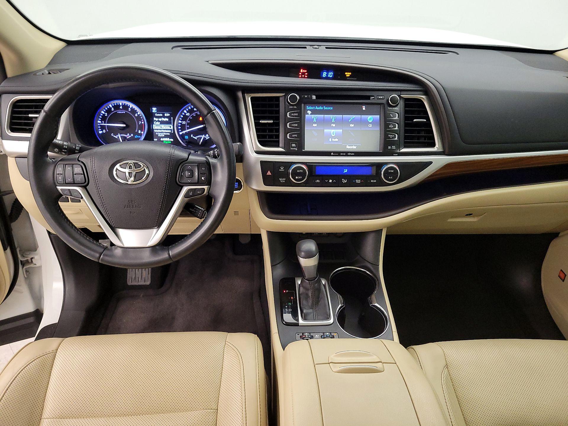 Thumbnail: 2019 Toyota Highlander - 9