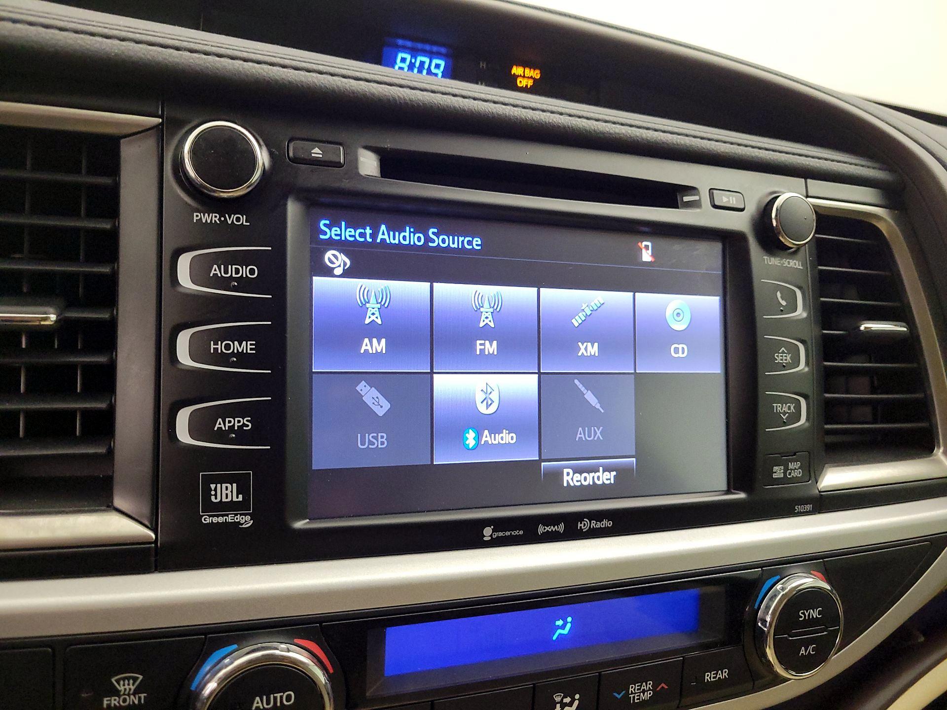 Thumbnail: 2019 Toyota Highlander - 15