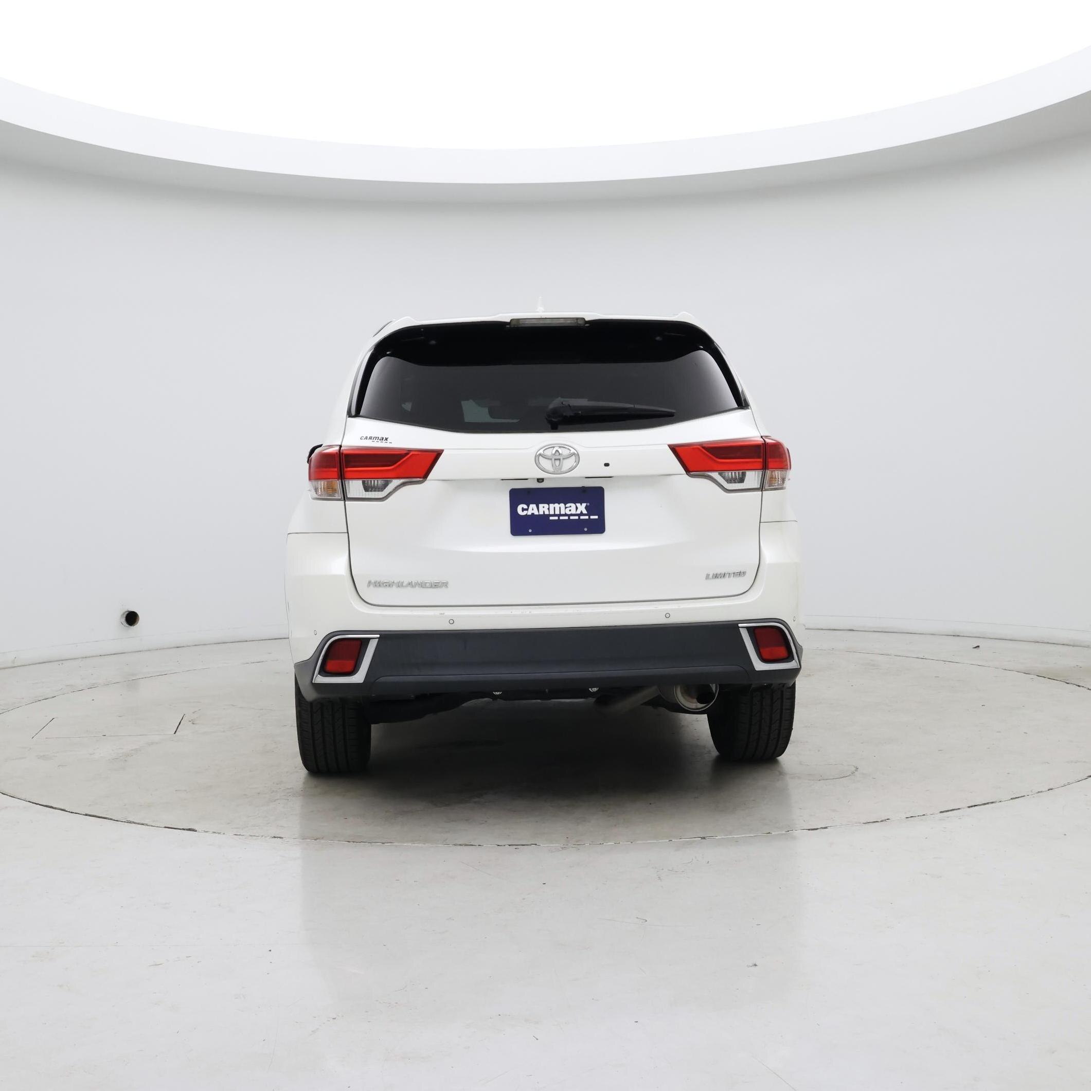 Thumbnail: 2019 Toyota Highlander - 6