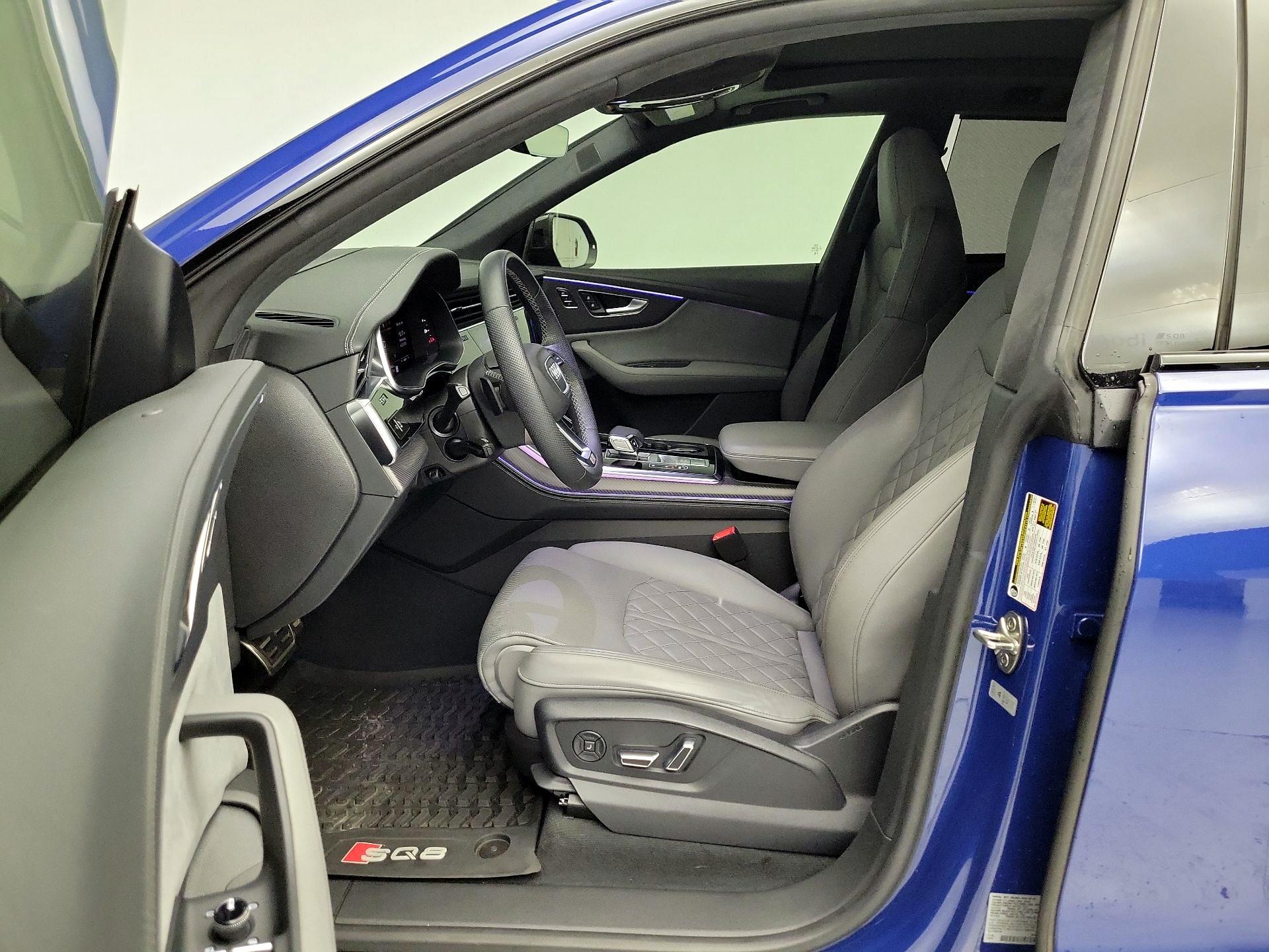 Thumbnail: 2024 Audi SQ8 - 11