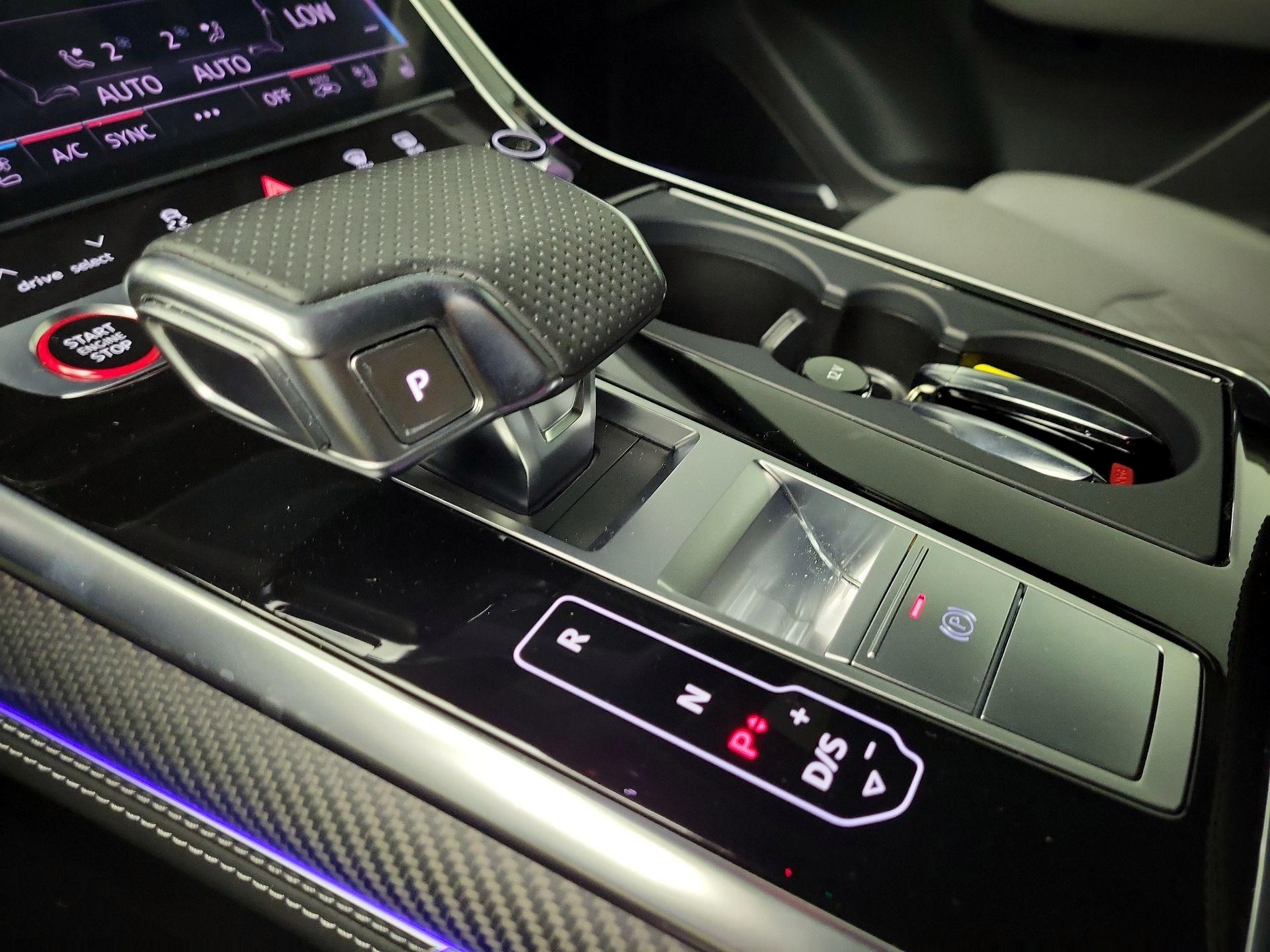 Thumbnail: 2024 Audi SQ8 - 17