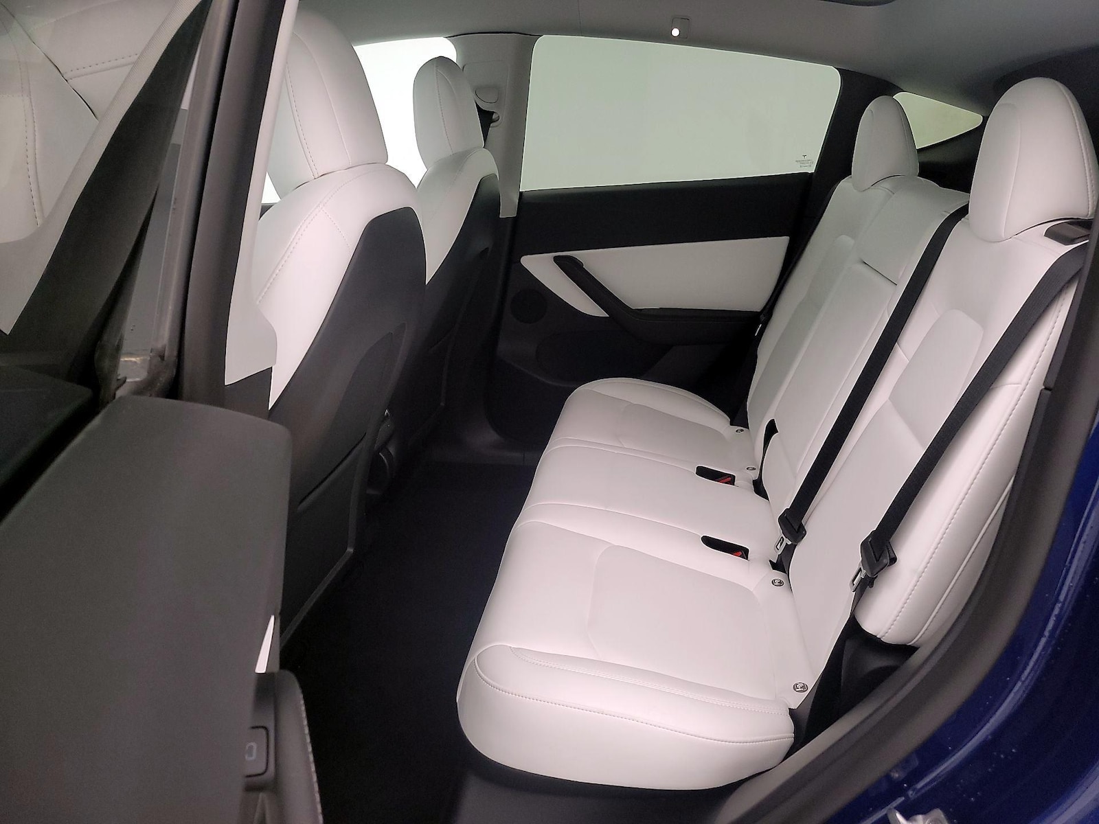 2022 Tesla Model Y Long Range - Photo 21