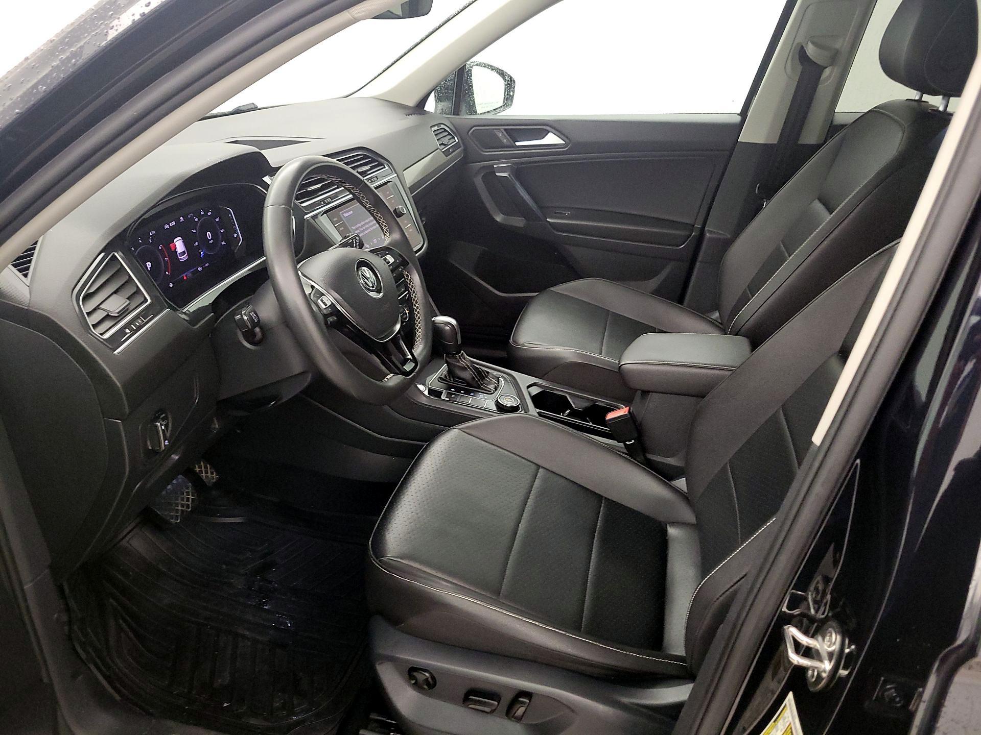 Thumbnail: 2021 Volkswagen Tiguan - 11