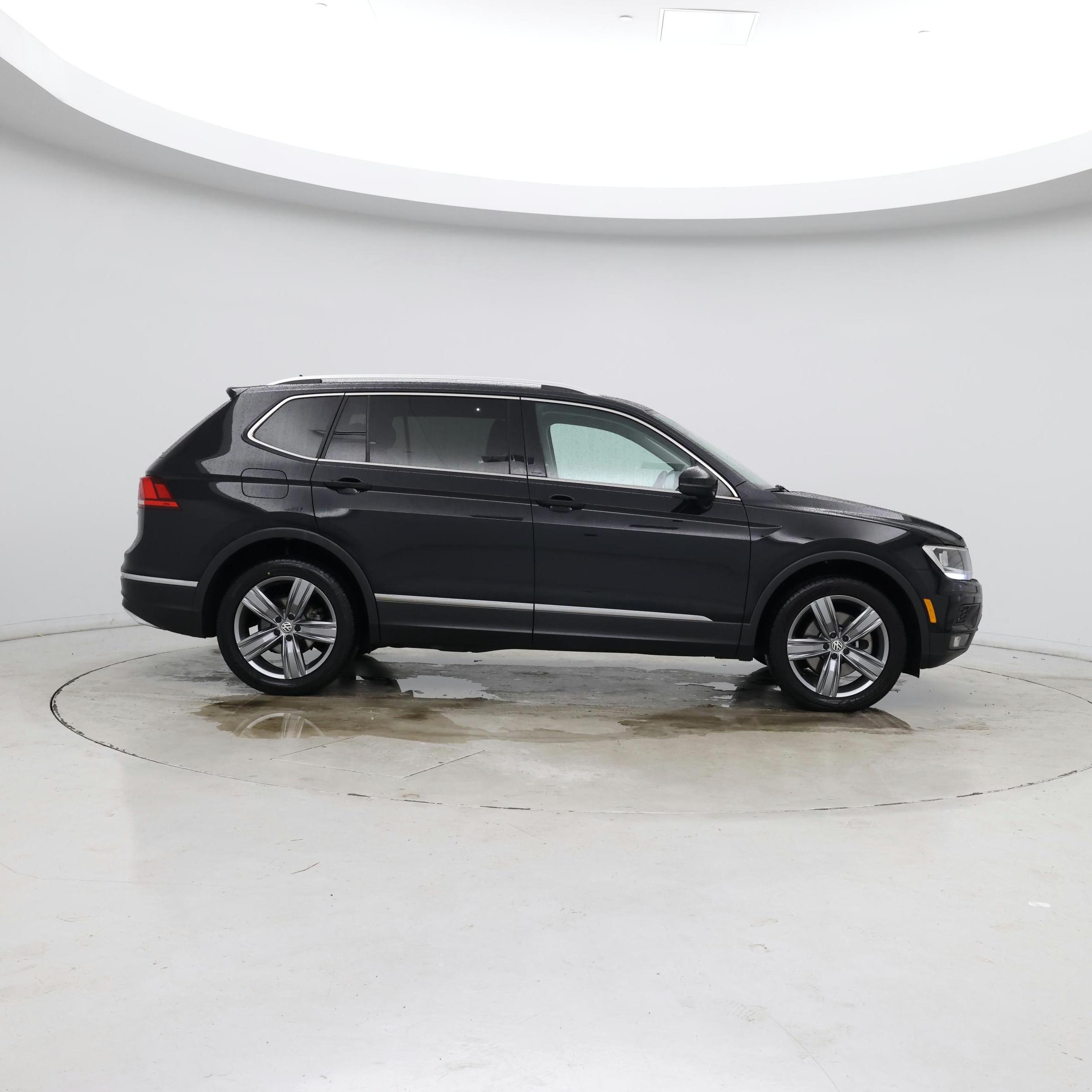 Thumbnail: 2021 Volkswagen Tiguan - 7